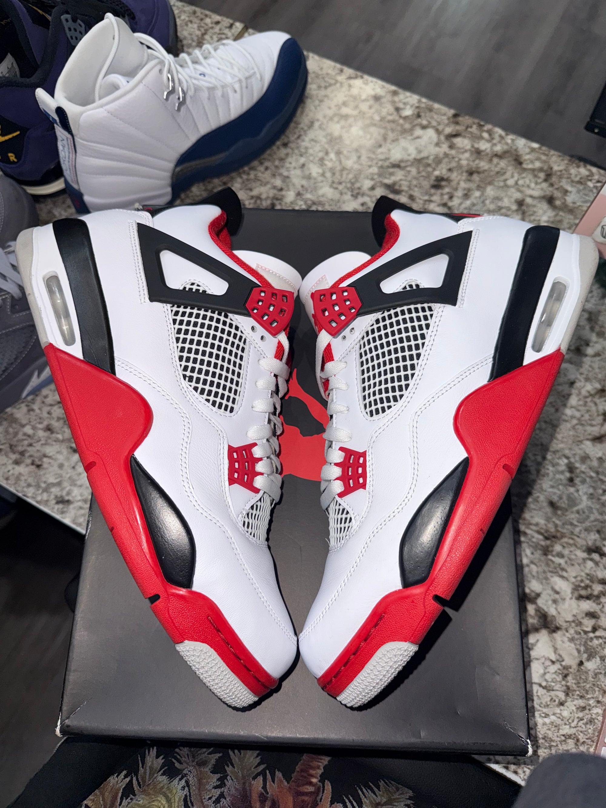 Jordan 4 Retro Fire Red (2020)