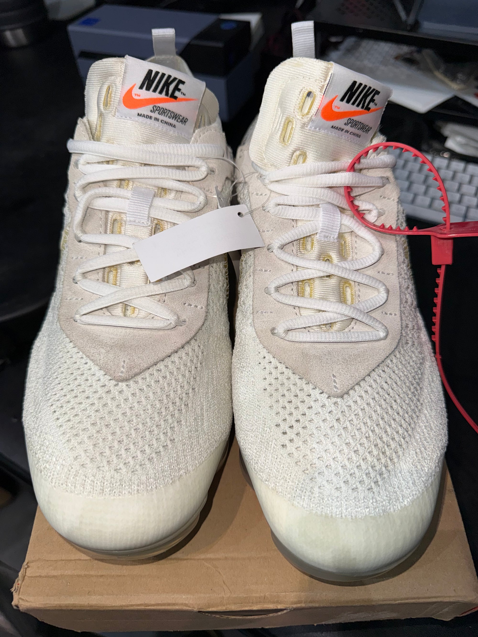 Nike Air VaporMax Off-White (2018) (DISCOLORATION) (YELLOWING)