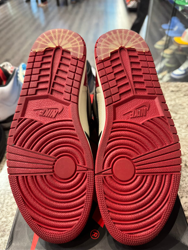 Jordan 1 Retro High Bred Toe
