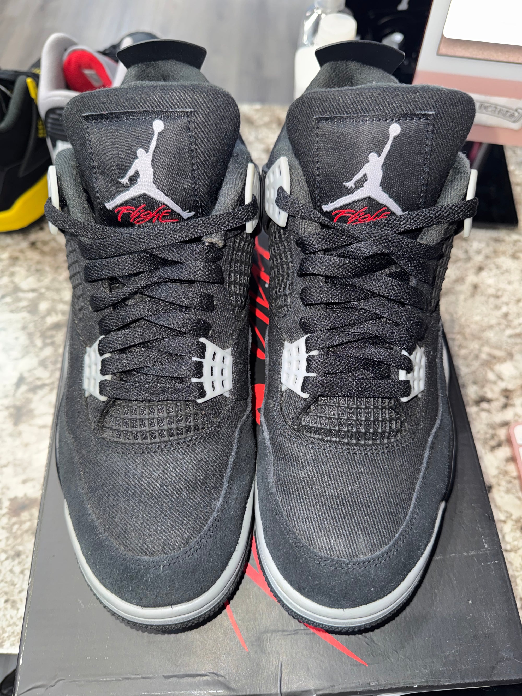 Jordan 4 Retro SE Black Canvas (DAMAGED BOX)