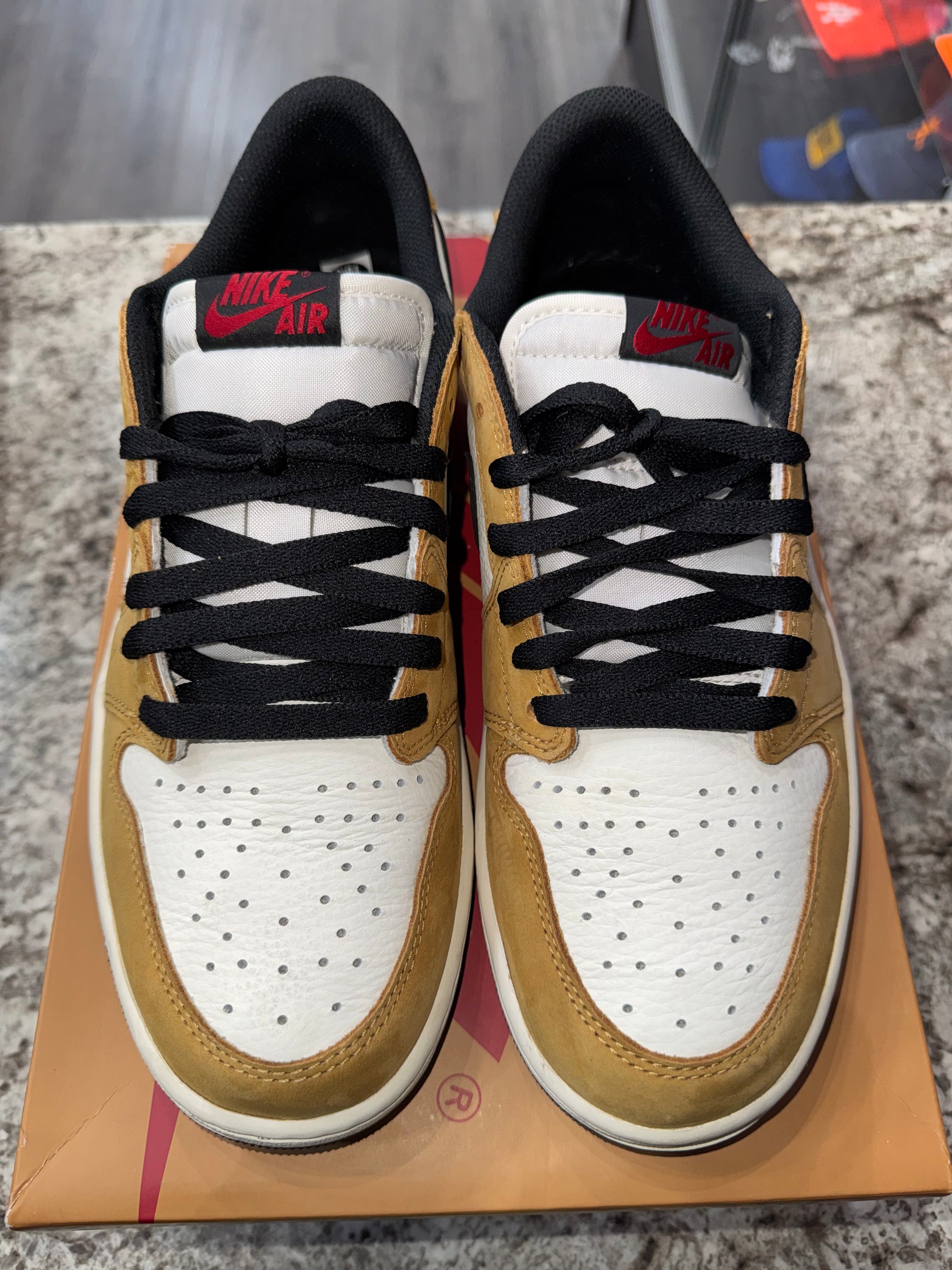 Jordan 1 Low OG Rookie of the Year