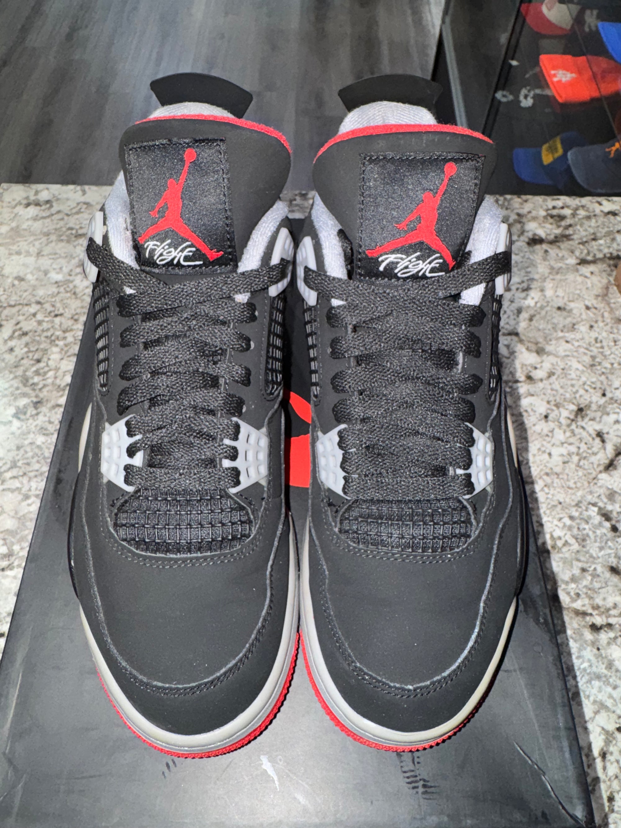 Jordan 4 Retro Bred (2019)