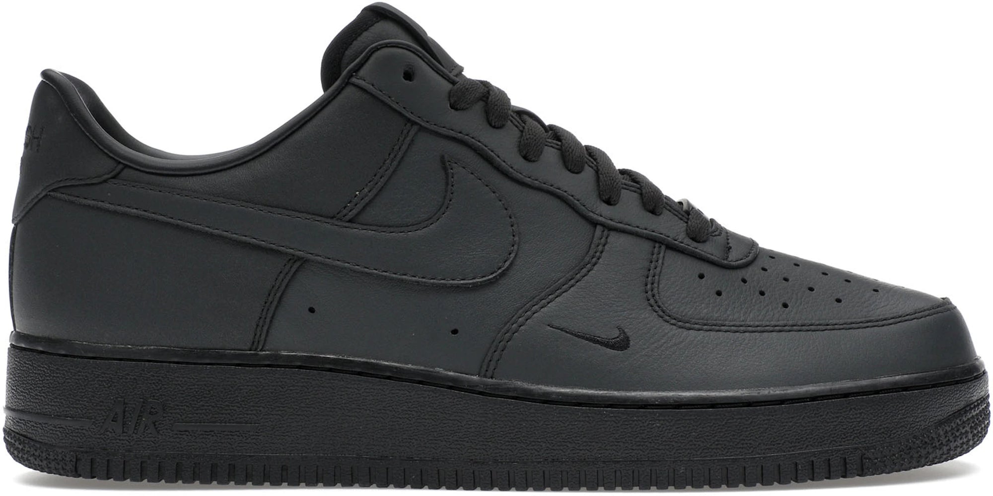Nike Air Force 1 Low .SWOOSH Dirty Triple Black