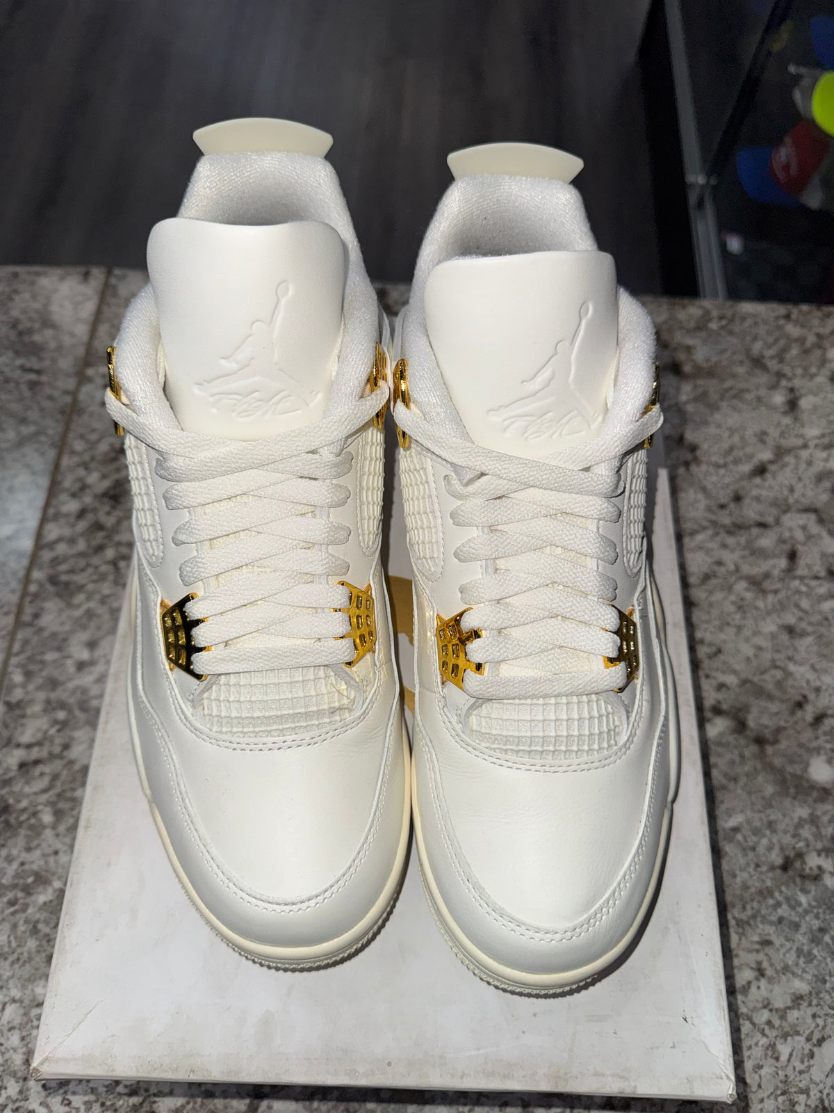 Jordan 4 Retro Metallic Gold (Women's)