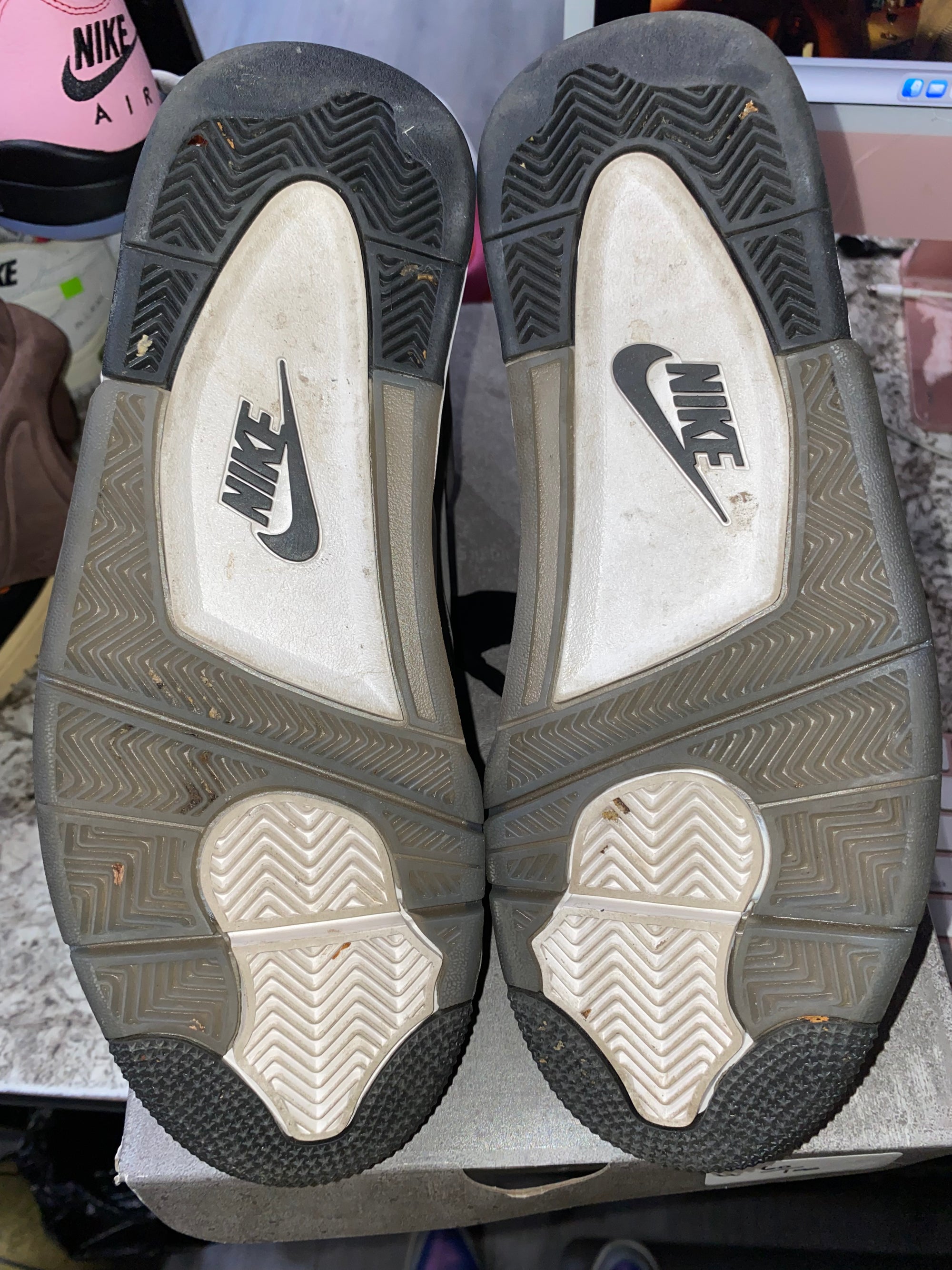 Jordan 4 Retro Cave Stone