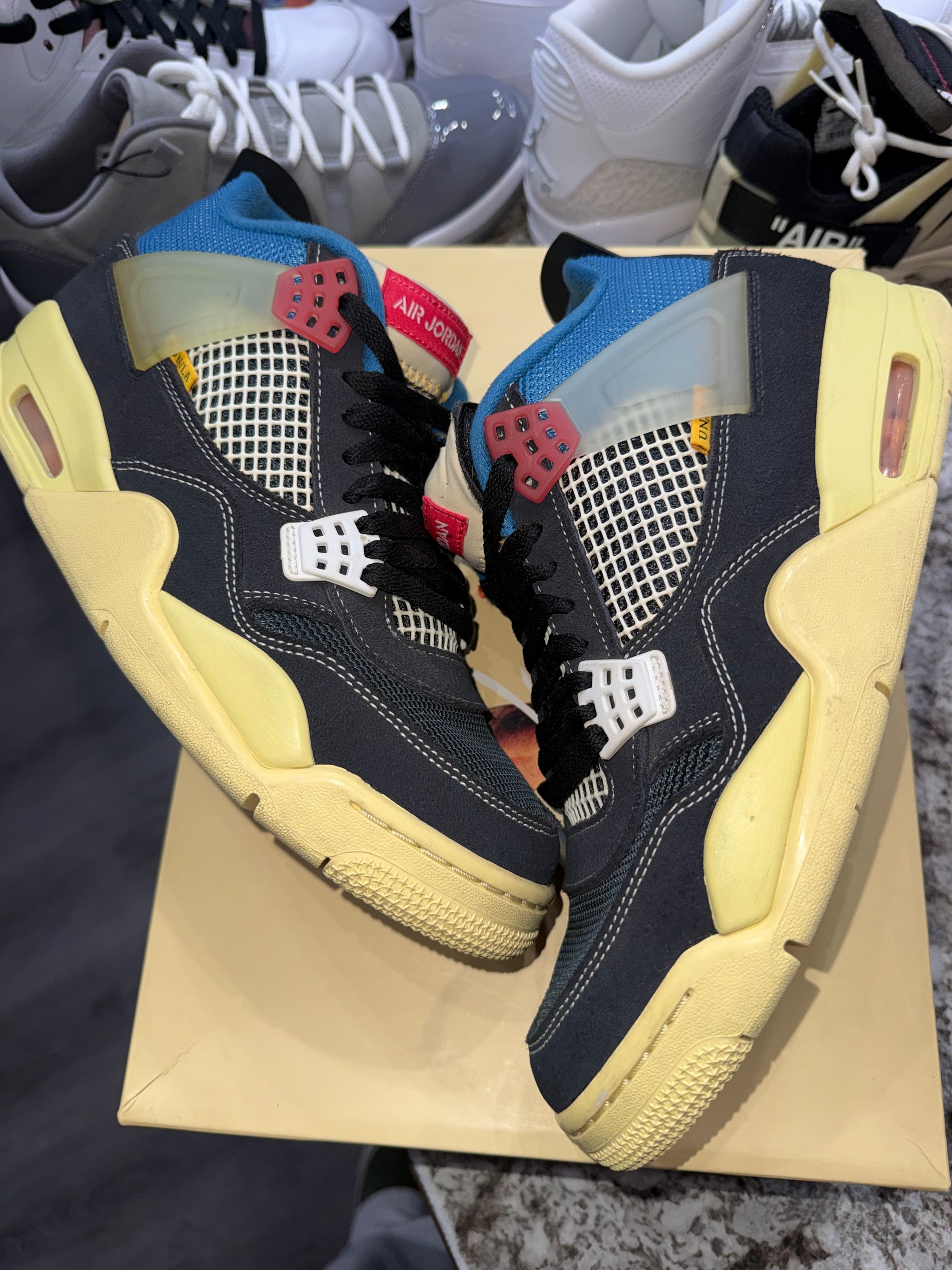 Jordan 4 Retro Union Off Noir