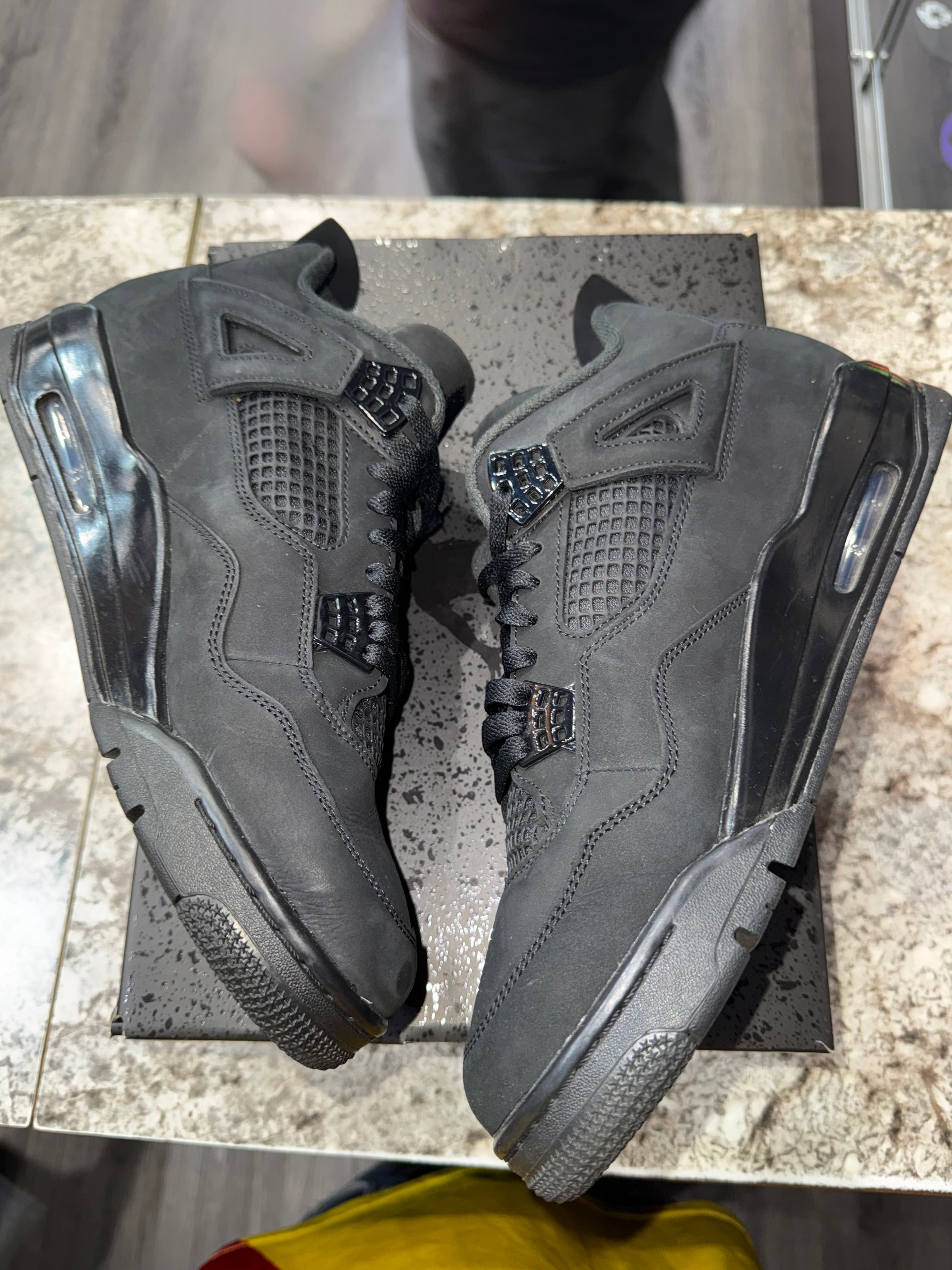 Jordan 4 Retro Black Cat (2025)