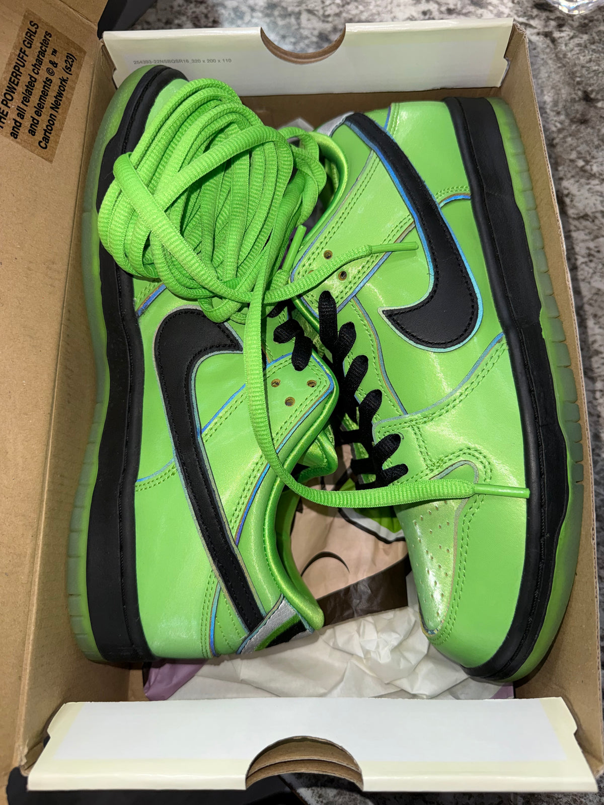 Nike SB Dunk Low The Powerpuff Girls Buttercup