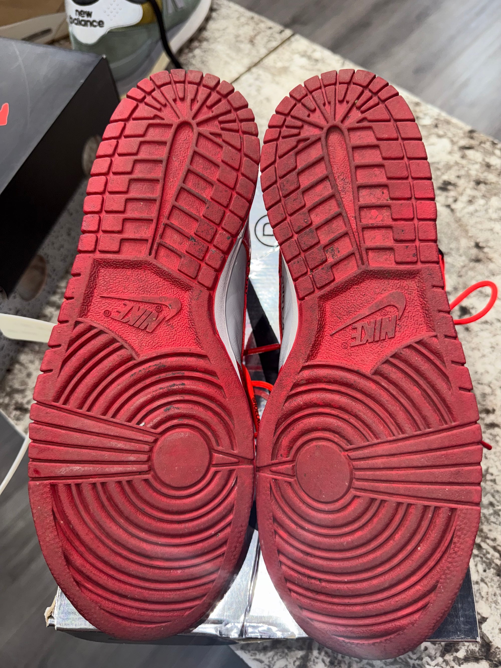 Nike Dunk Low Off-White University Red