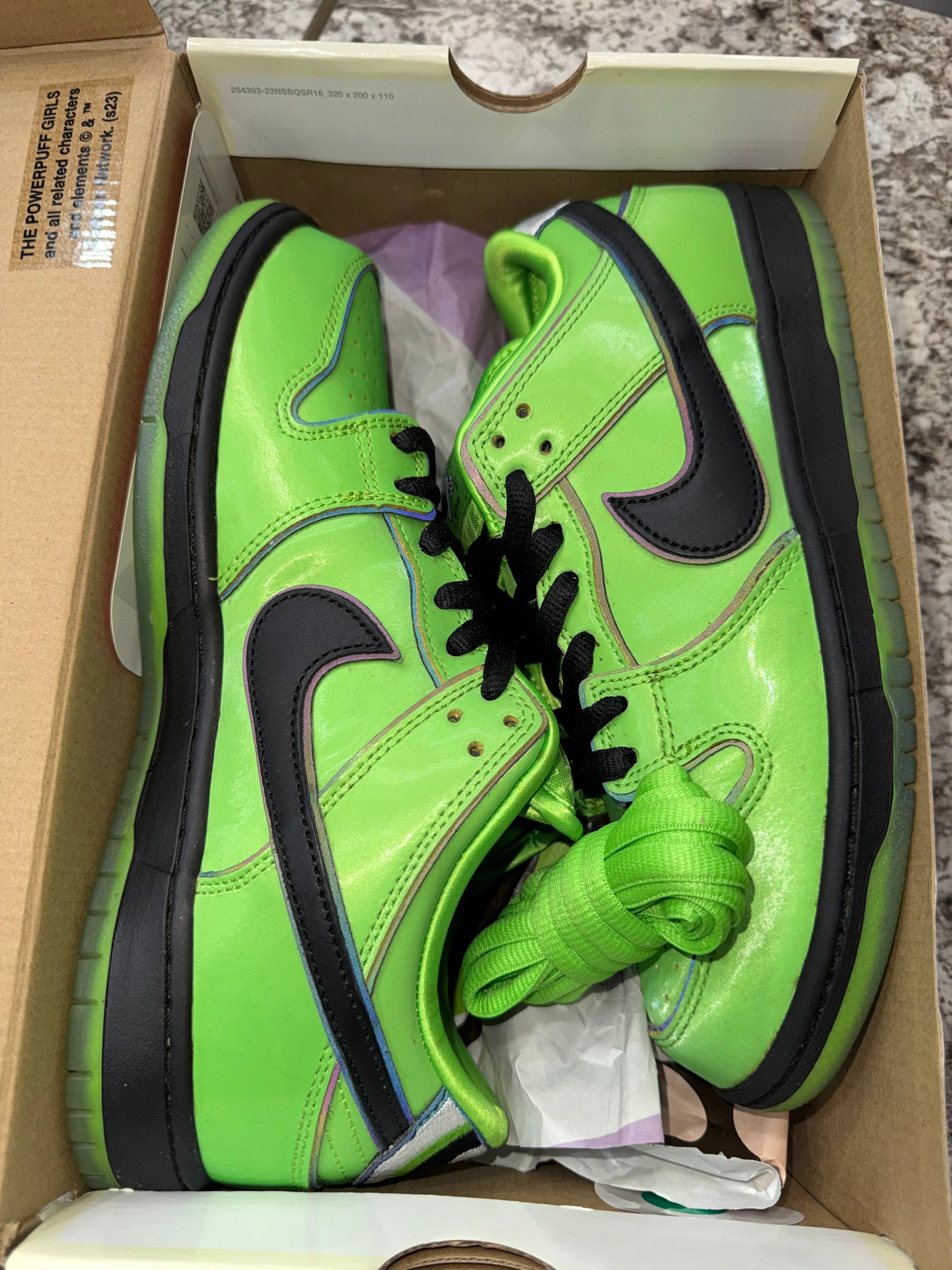 Nike SB Dunk Low The Powerpuff Girls Buttercup