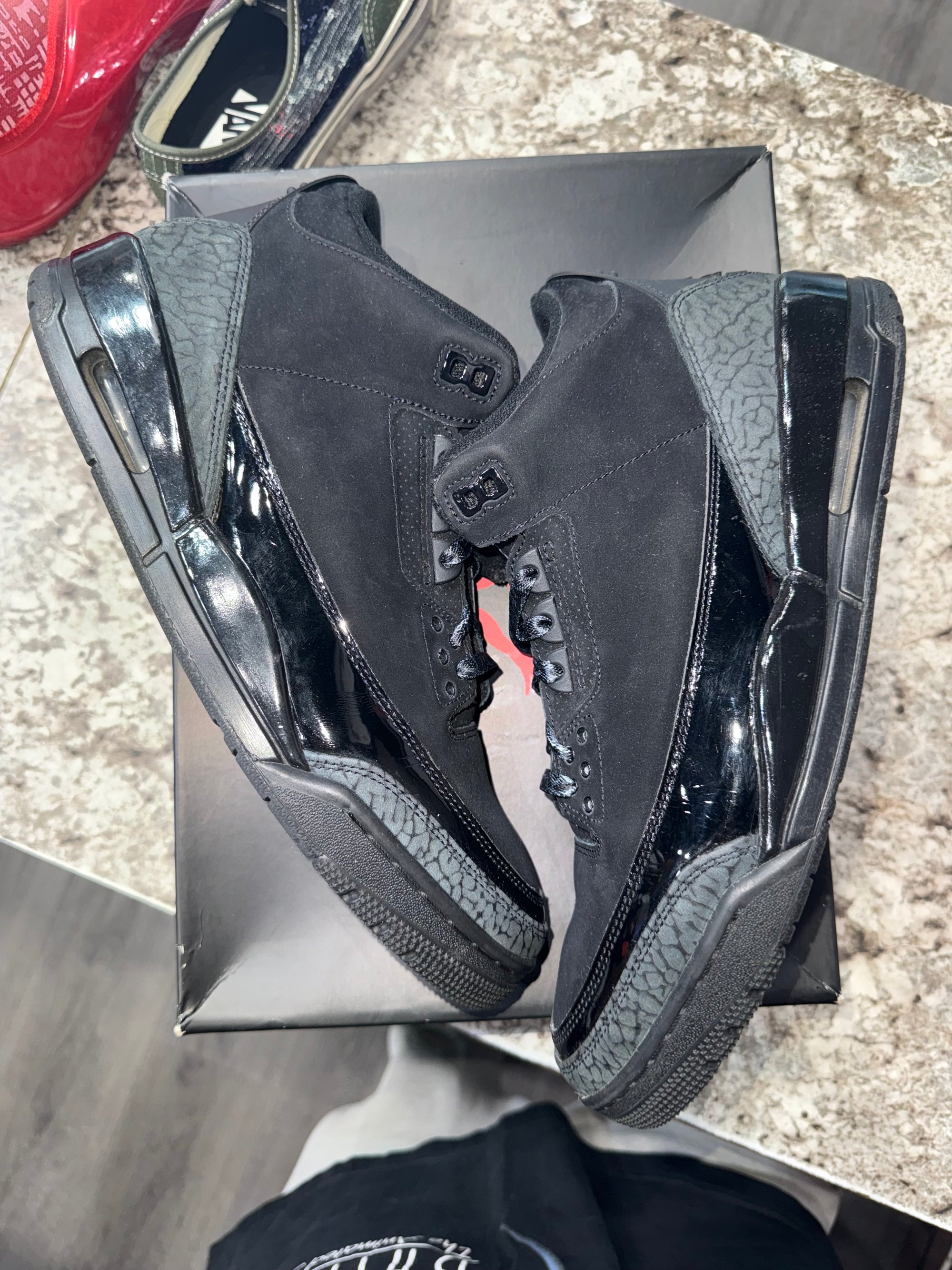 Jordan 3 Retro Black Cat (2025)