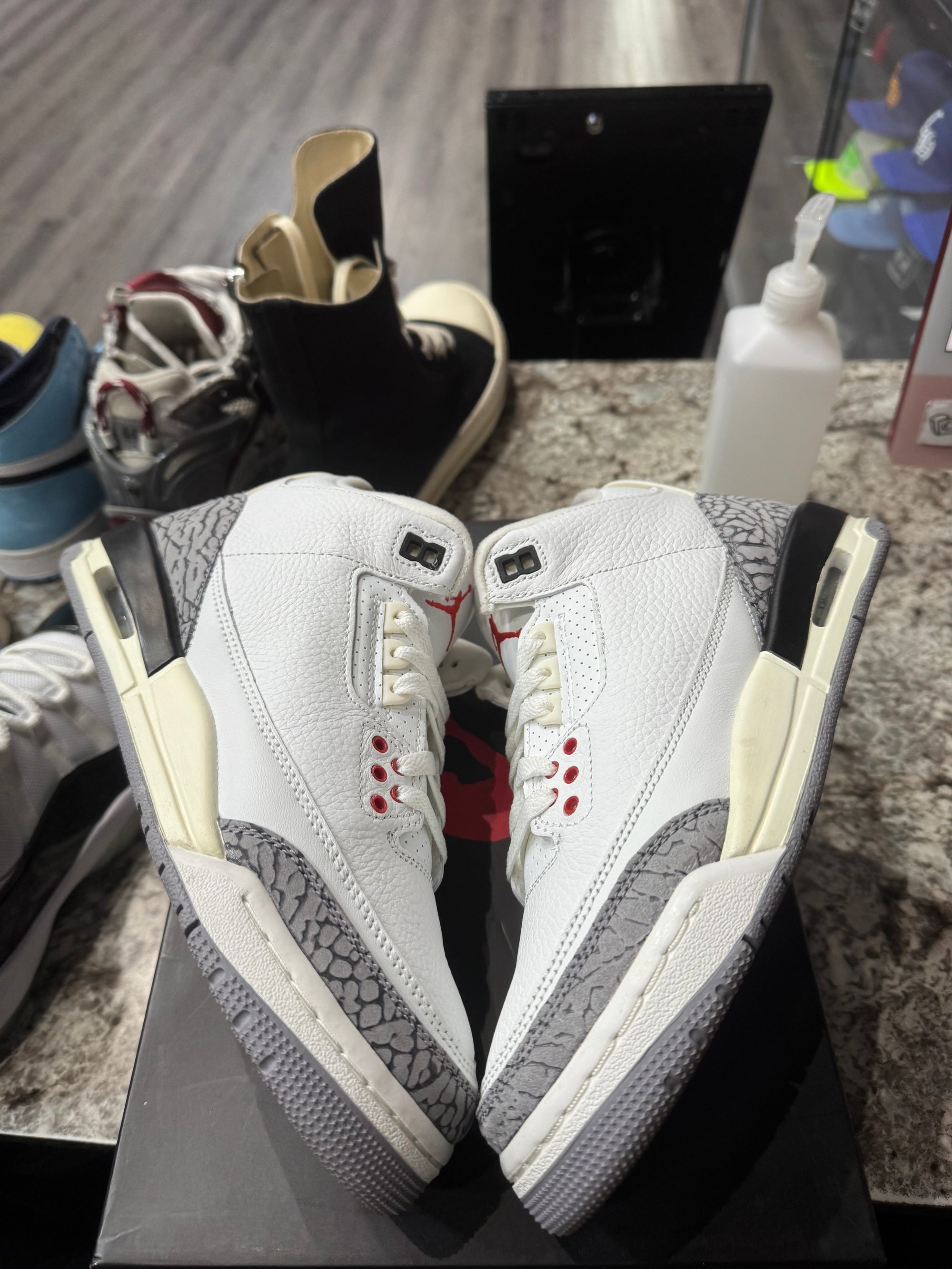 Jordan 3 Retro White Cement Reimagined (GS) (Damaged Box)