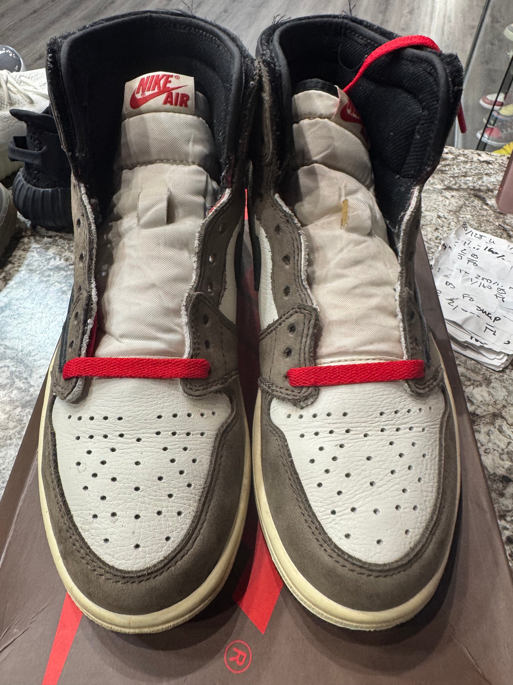 Jordan 1 Retro High OG SP Travis Scott Mocha