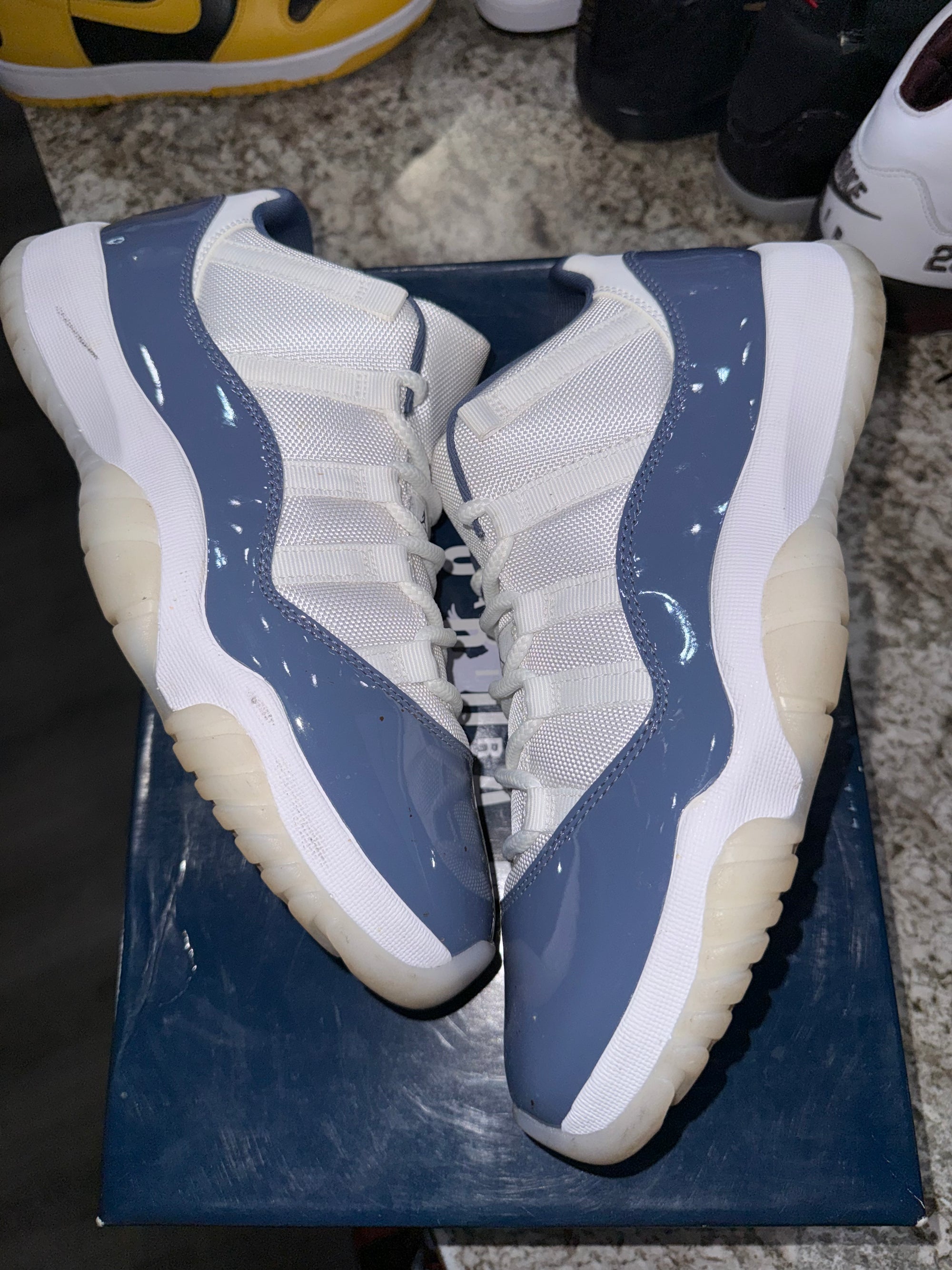 Jordan 11 Retro Low Diffused Blue