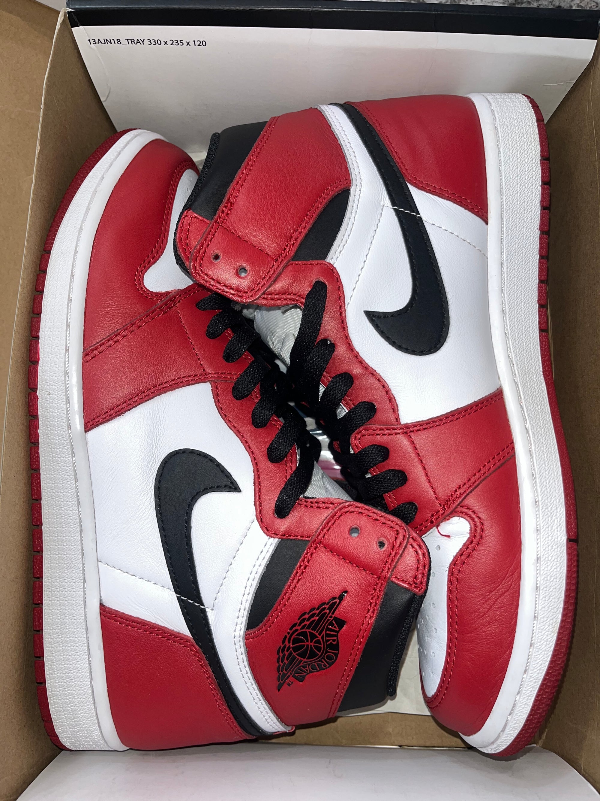 Jordan 1 Retro Chicago (2015)