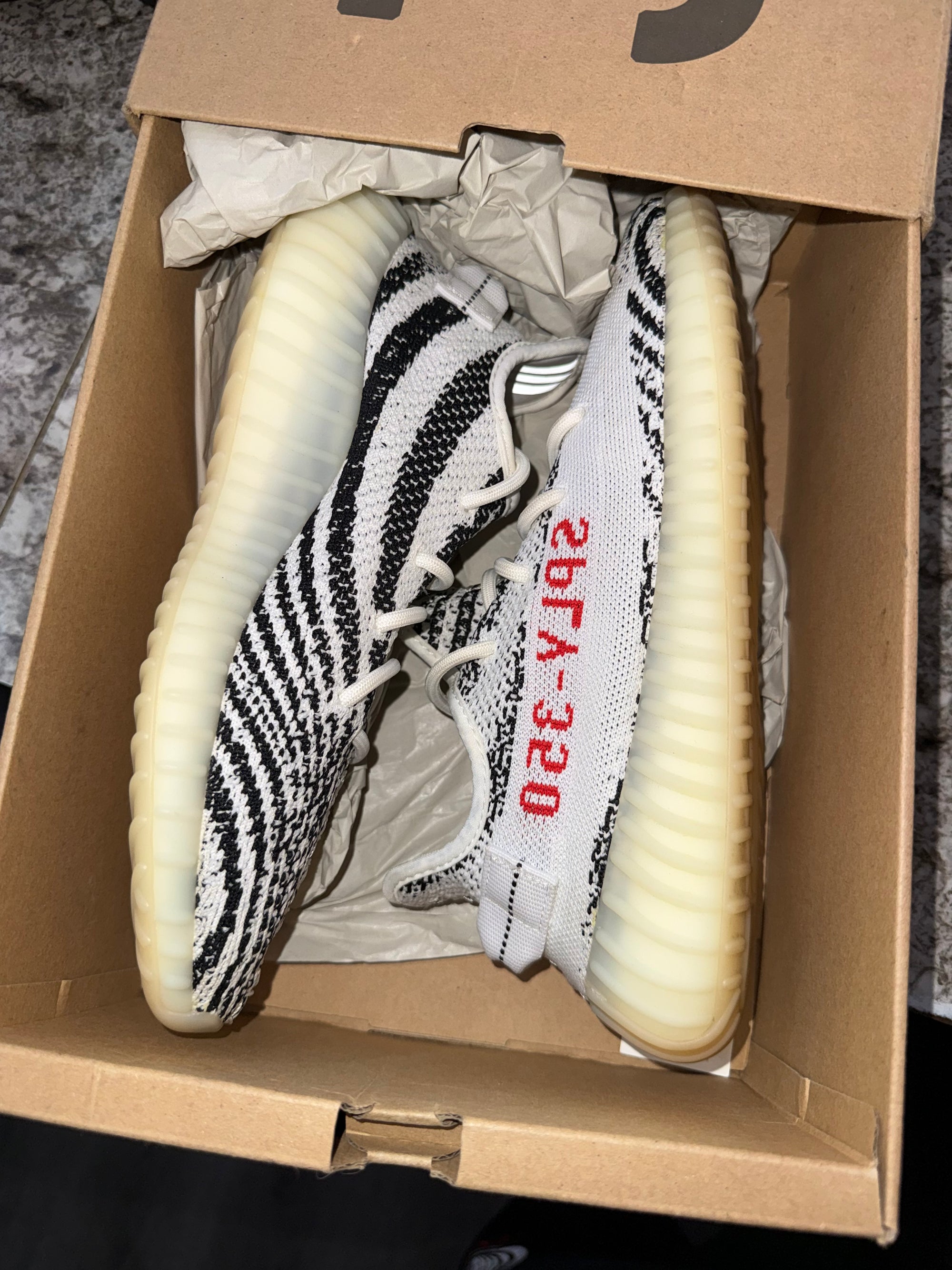 adidas Yeezy Boost 350 V2 Zebra