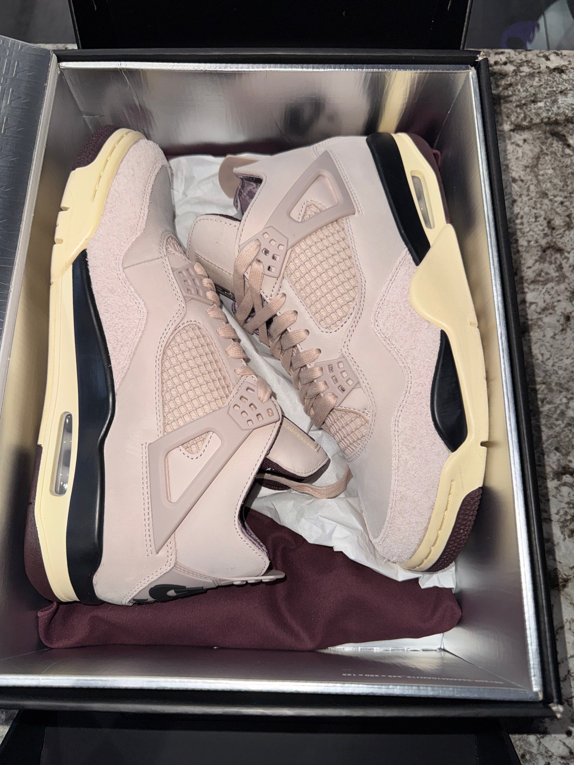 Jordan 4 Retro OG SP A Ma Maniére While You Were Sleeping (Women's)