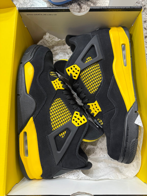 Jordan 4 Retro Thunder (2023)