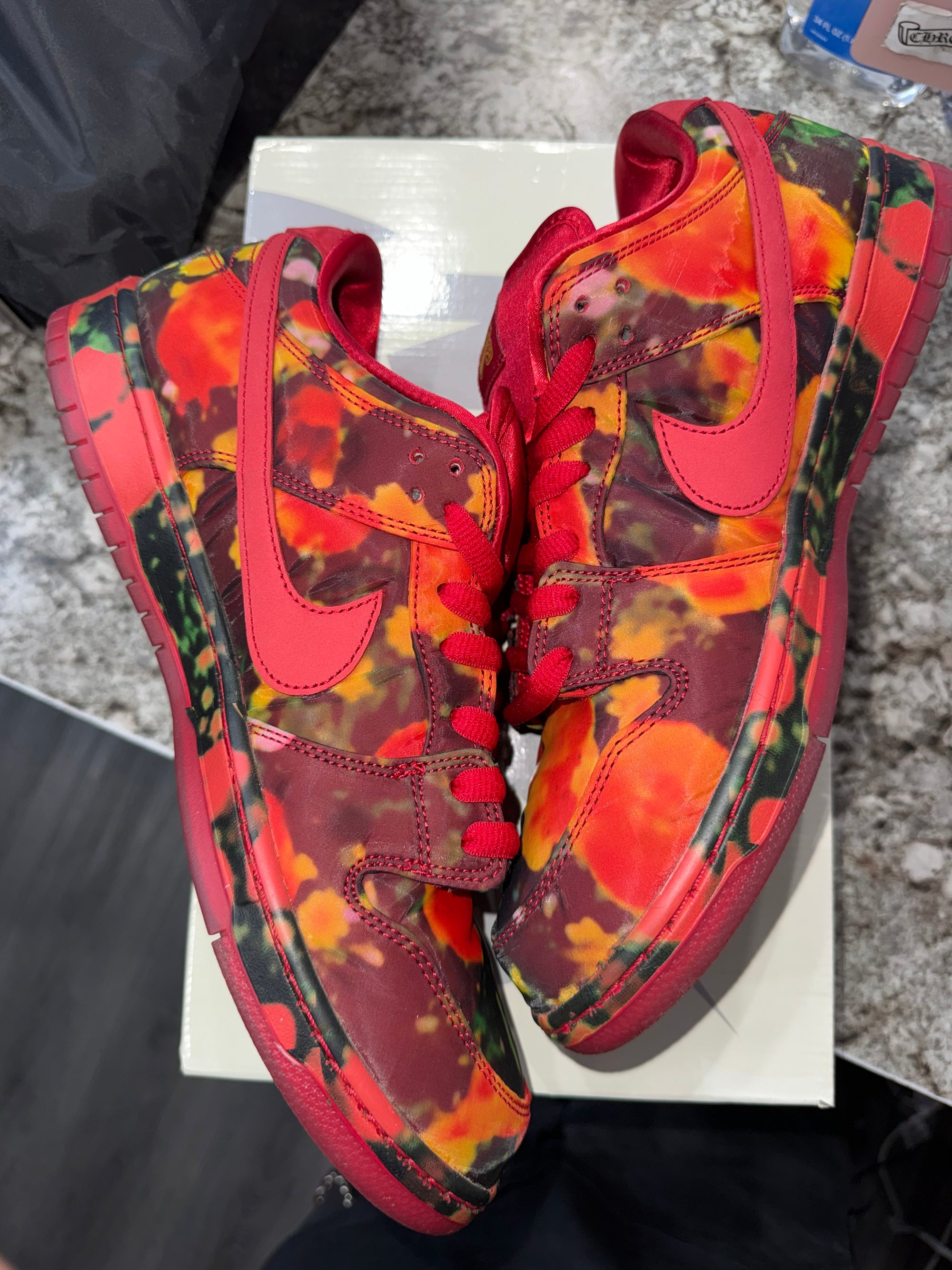 Nike SB Dunk Low The Wizard of Oz Poppy Field