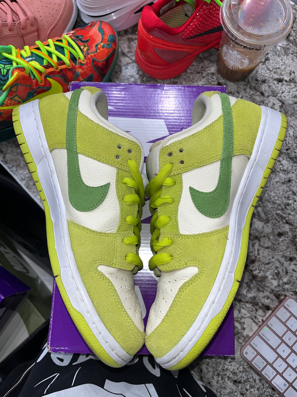 Nike SB Dunk Low Green Apple