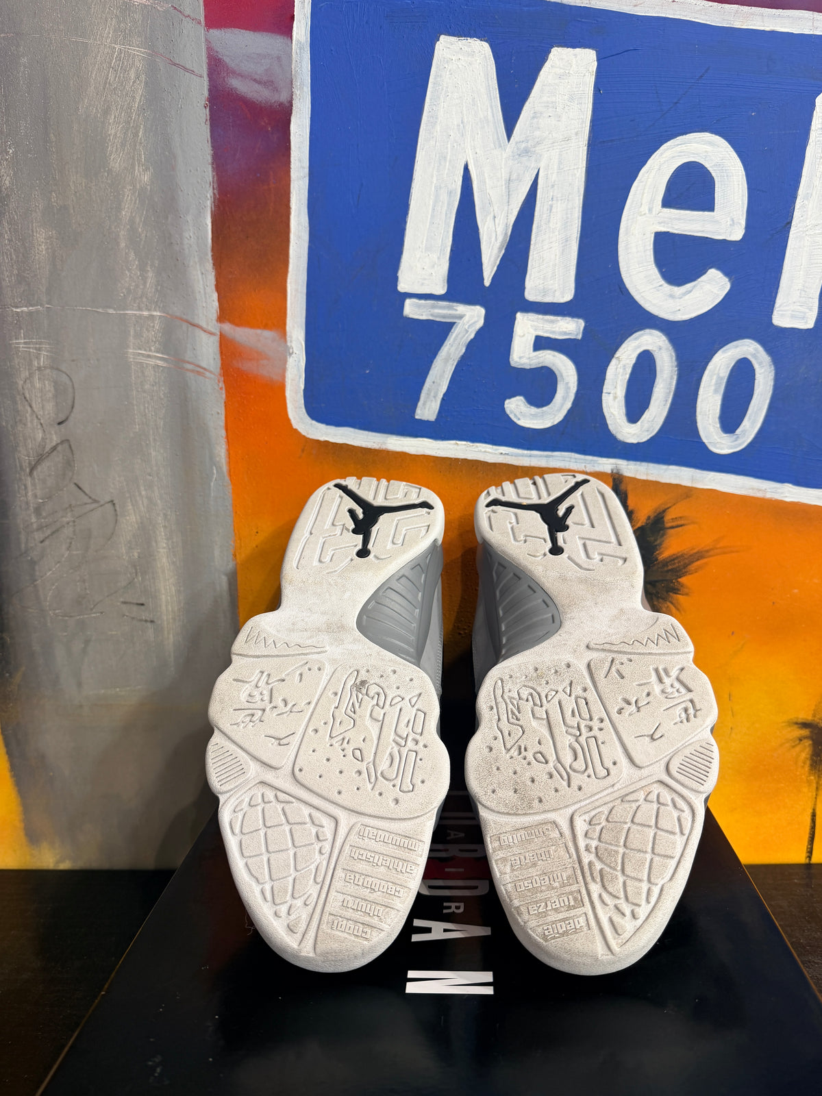 Jordan 9 Retro Particle Grey
