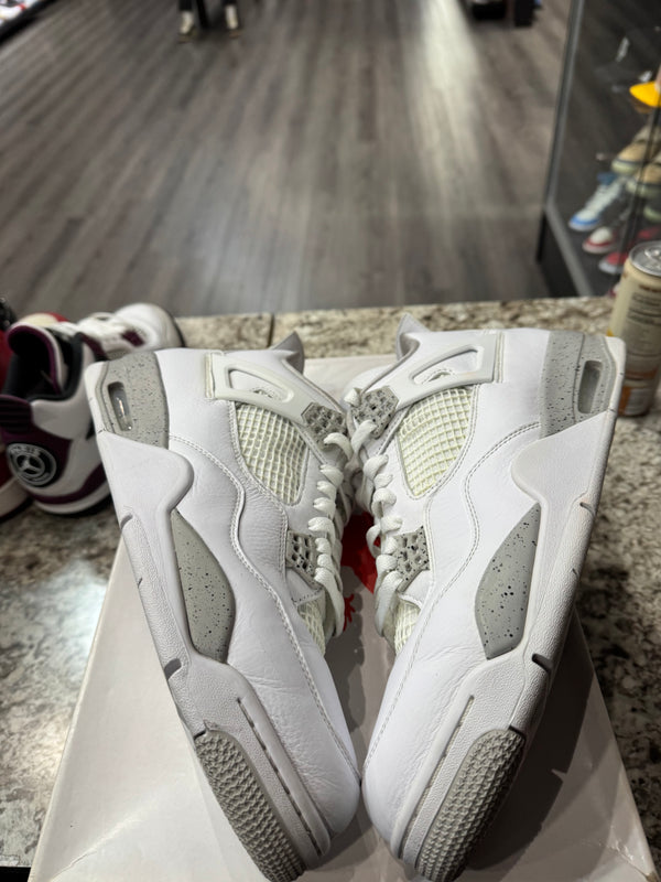 Jordan 4 Retro White Oreo (2021) (Damaged Box)