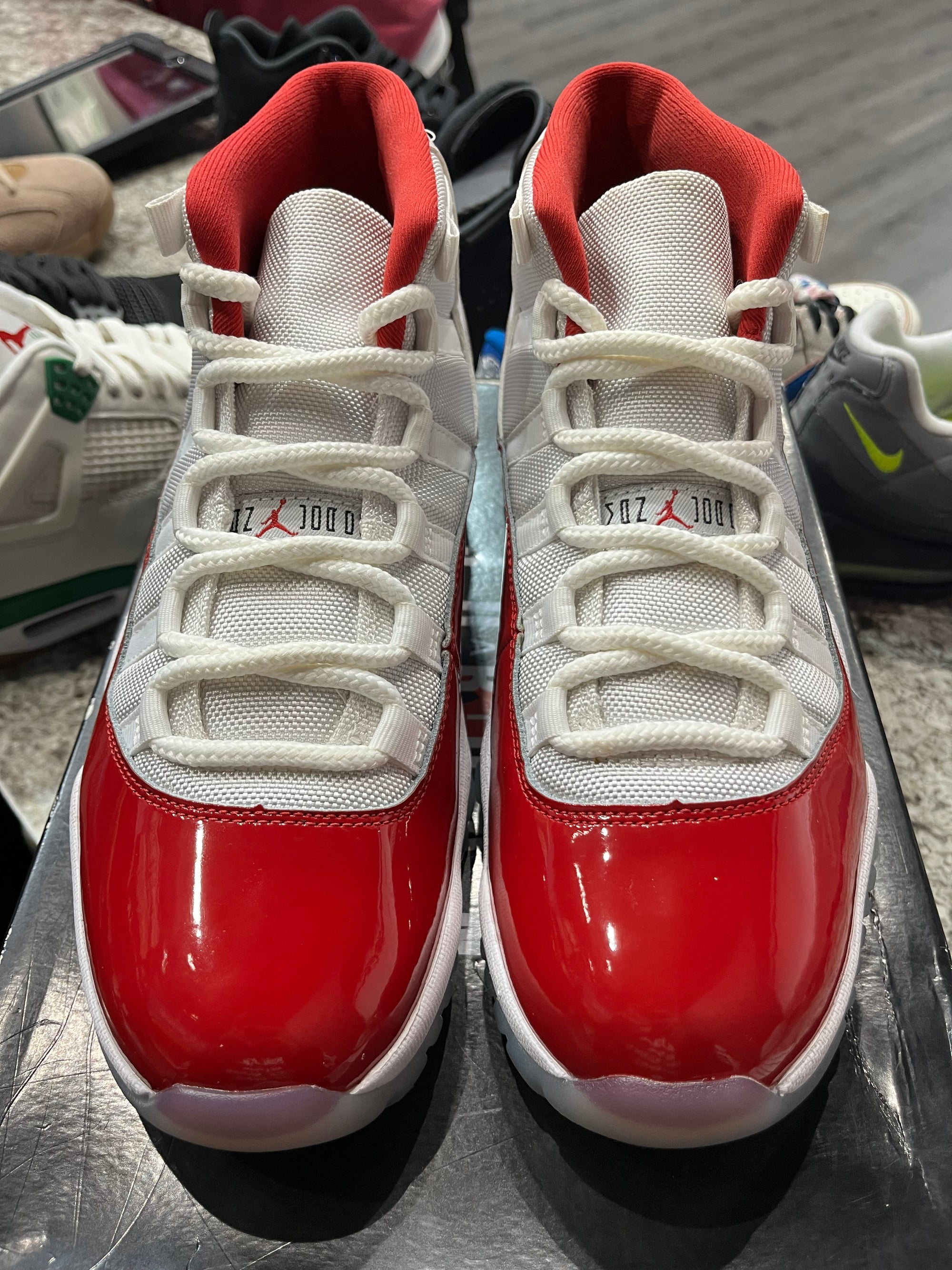 Jordan 11 Retro Cherry (2022)