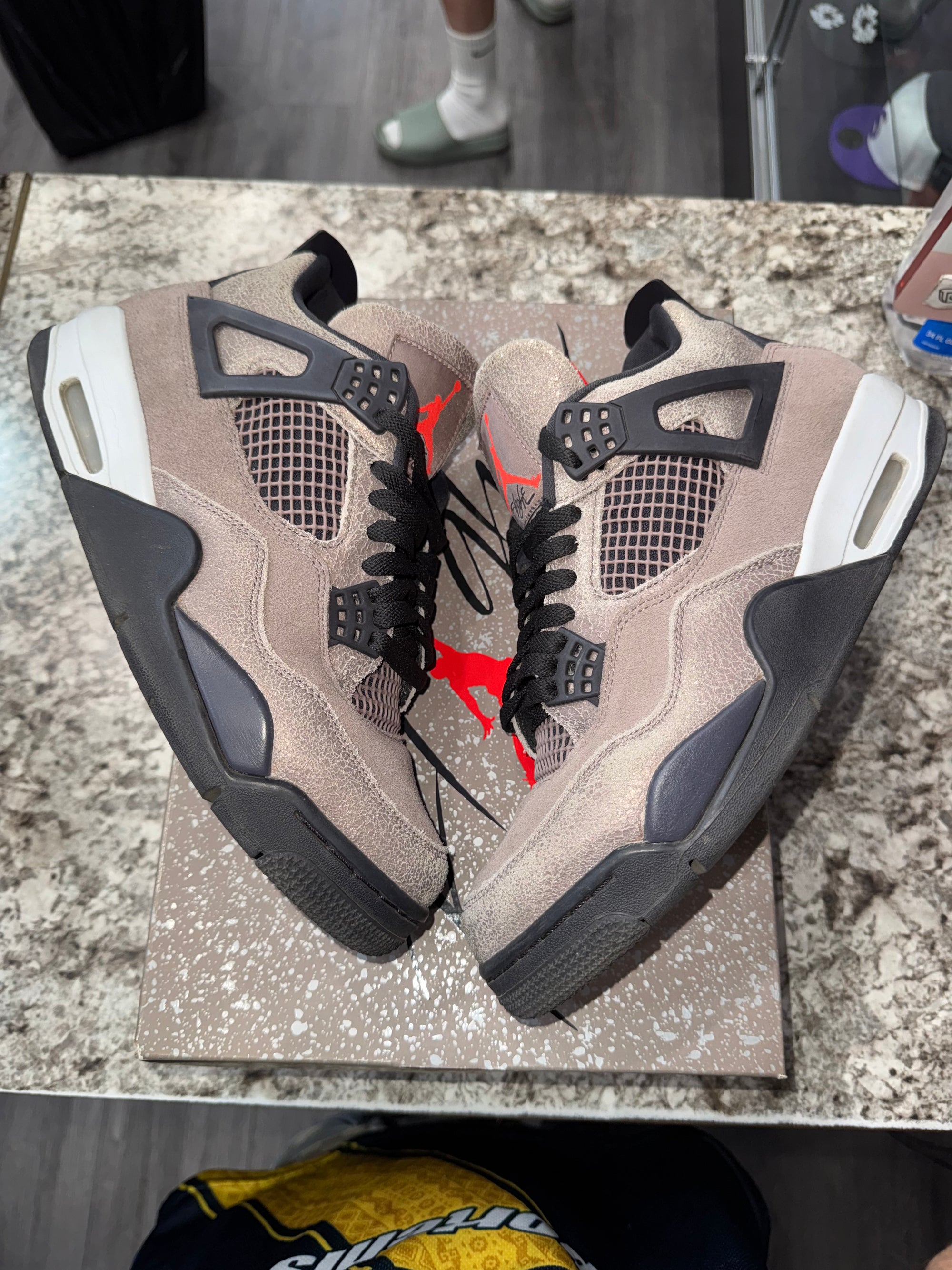 Jordan 4 Retro Taupe Haze