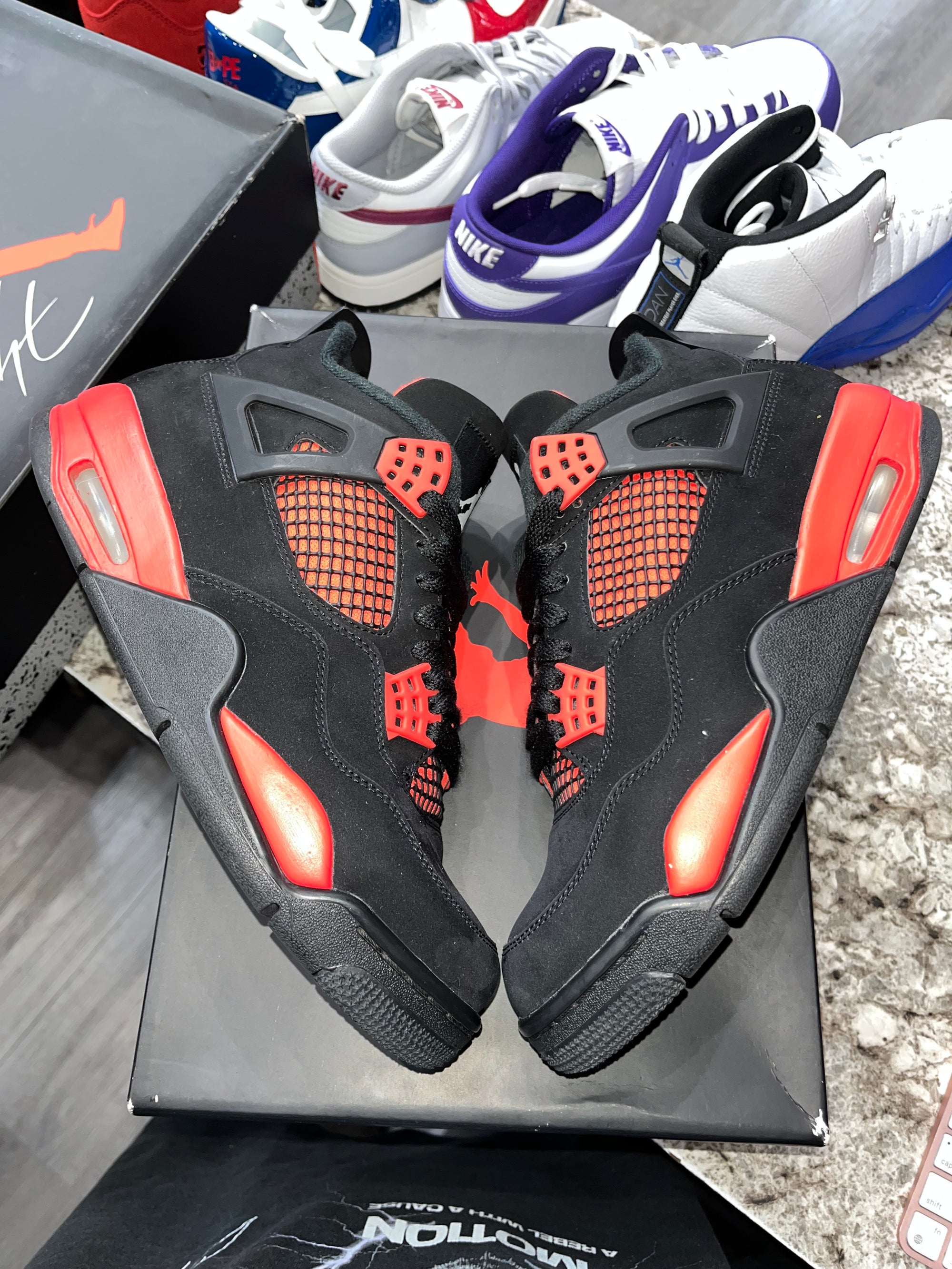 Jordan 4 Retro Red Thunder