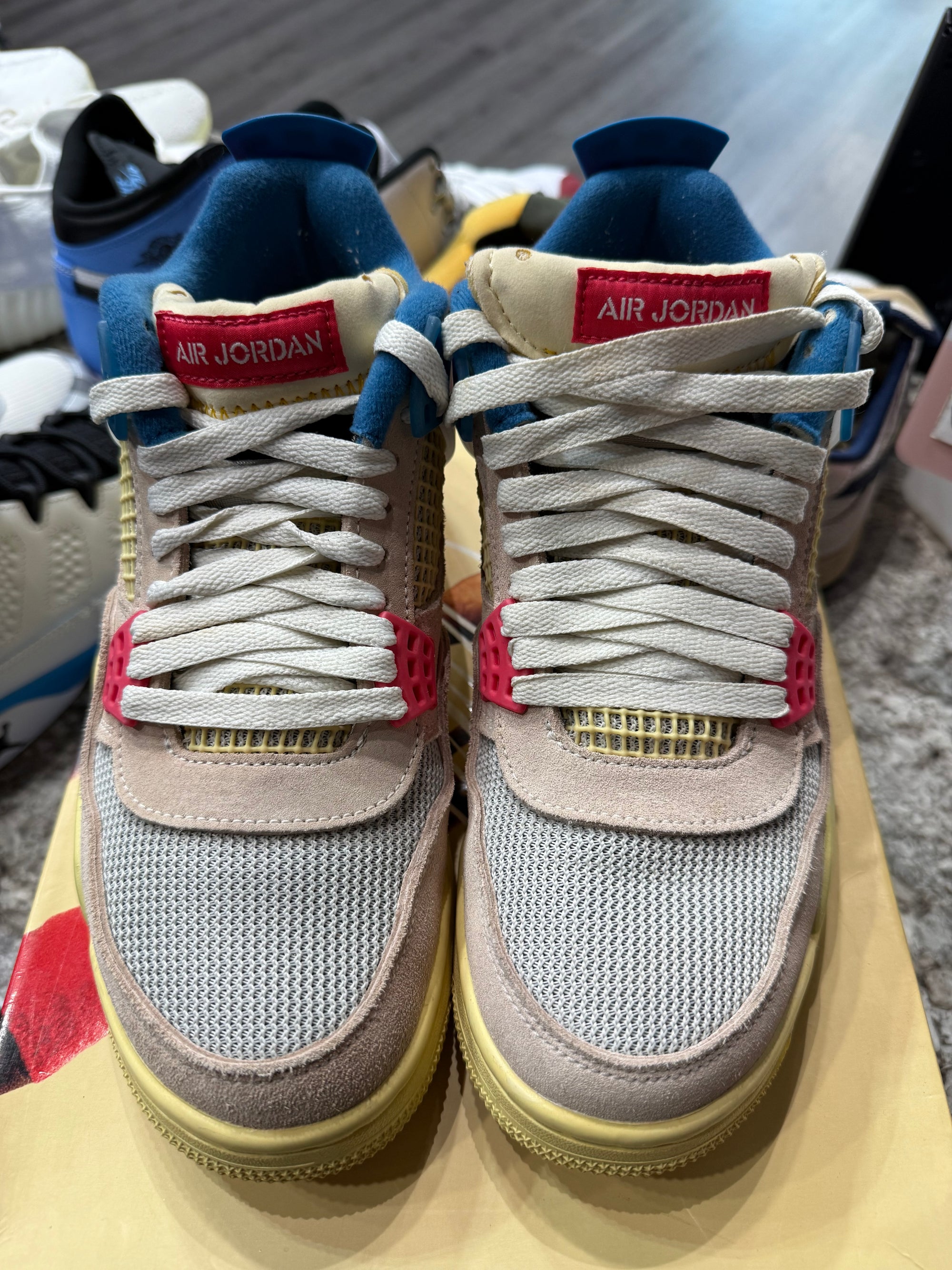 Jordan 4 Retro Union Guava Ice