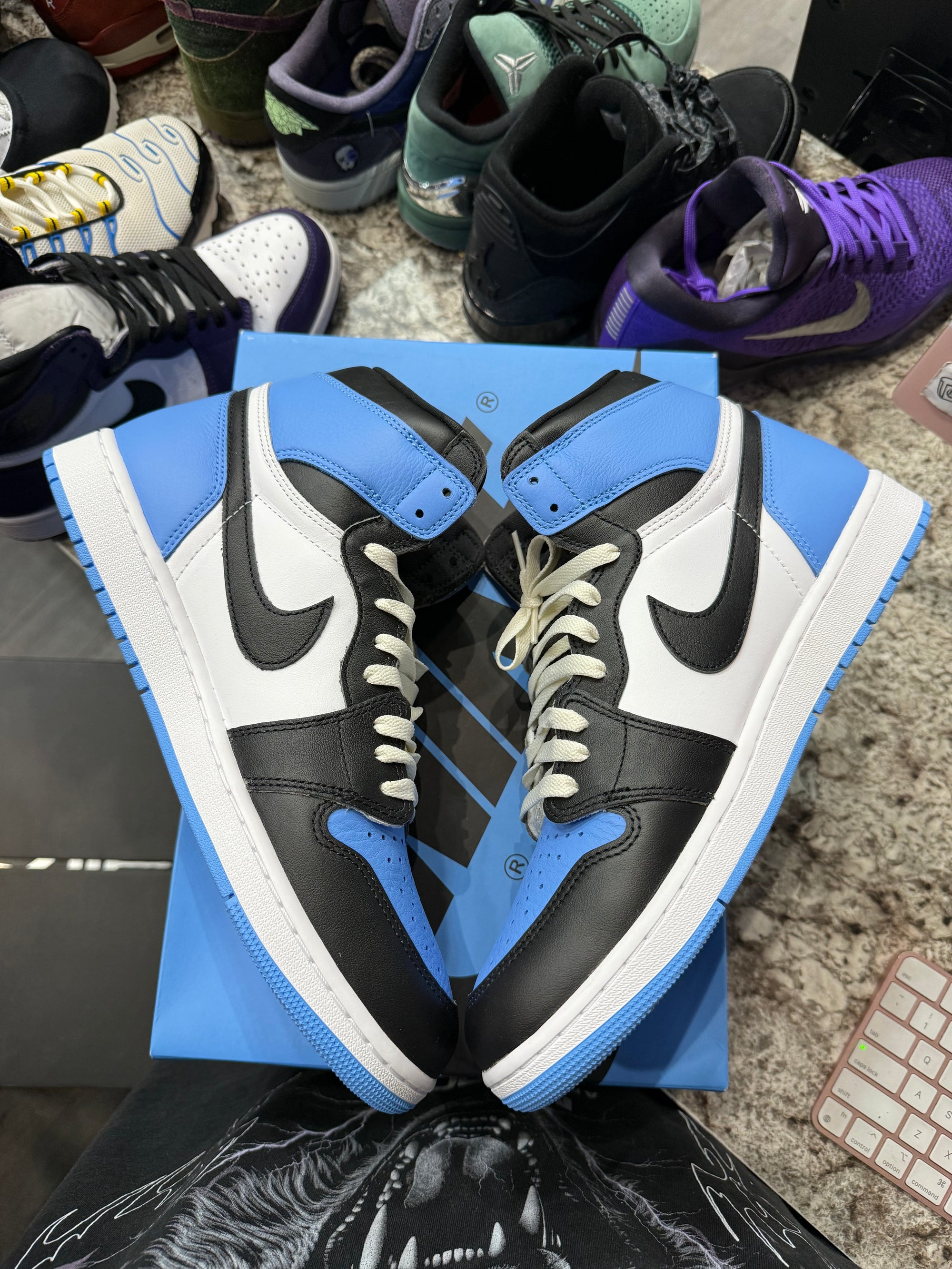 Jordan 1 Retro High OG UNC Toe
