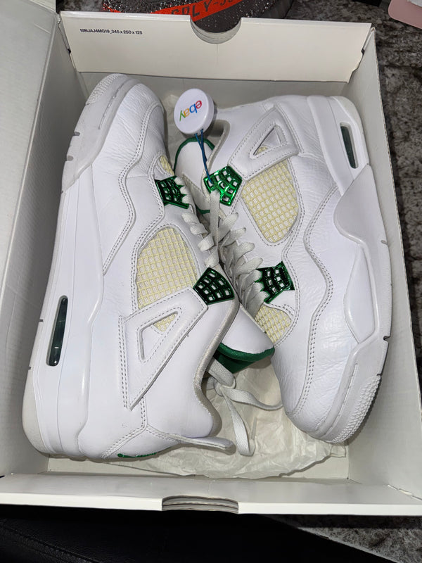 Jordan 4 Retro Metallic Green (DAMAGED BOX)