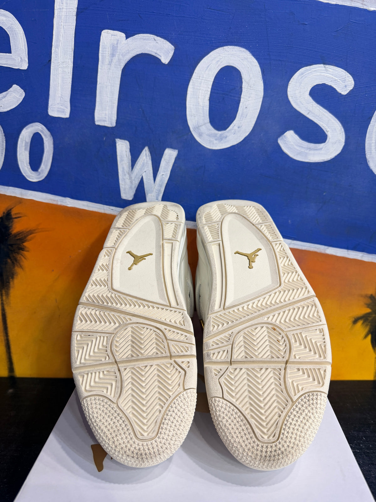 Jordan 4 Retro Metallic Gold (Women's)