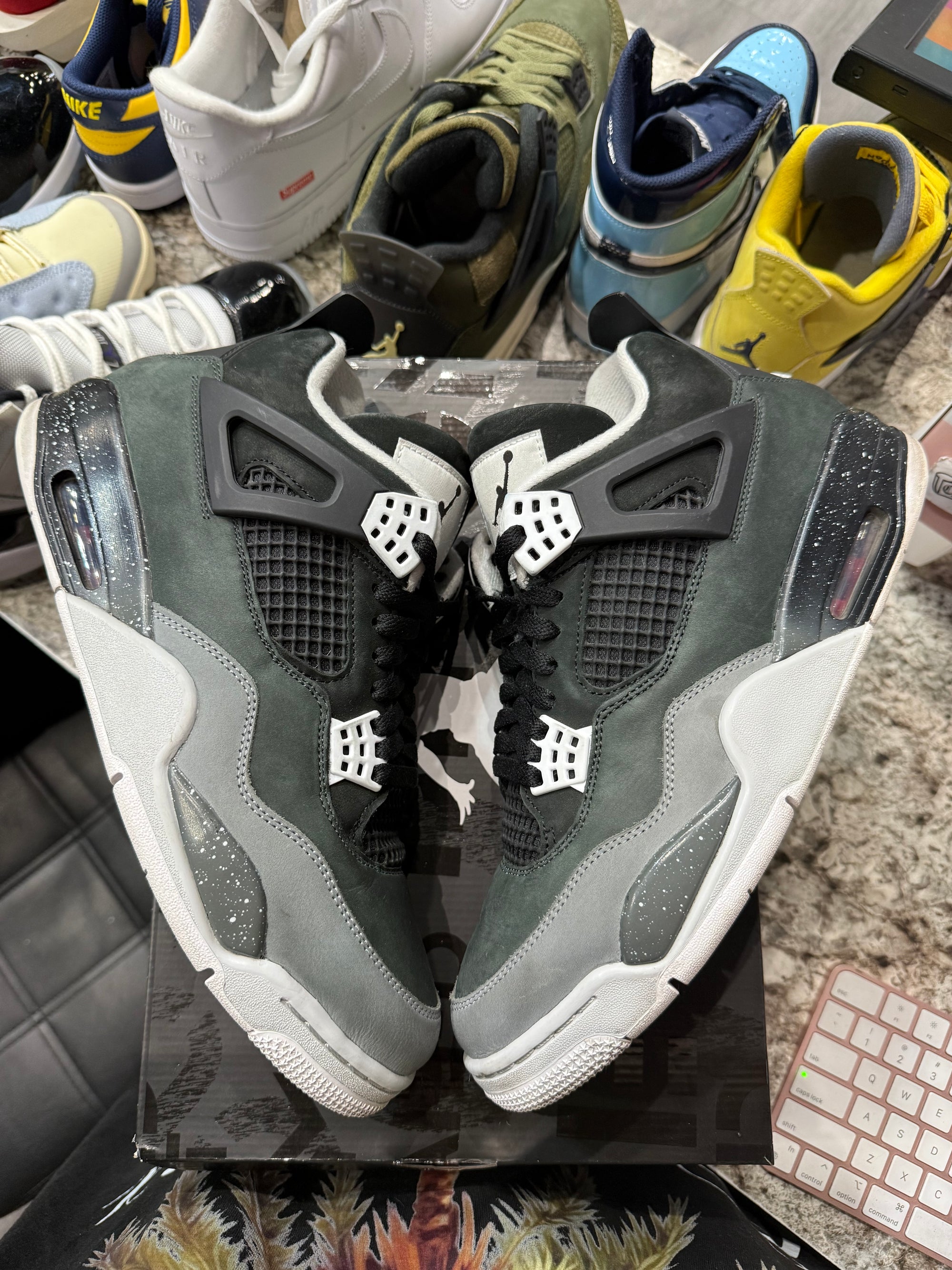 Jordan 4 Retro Fear (2024)