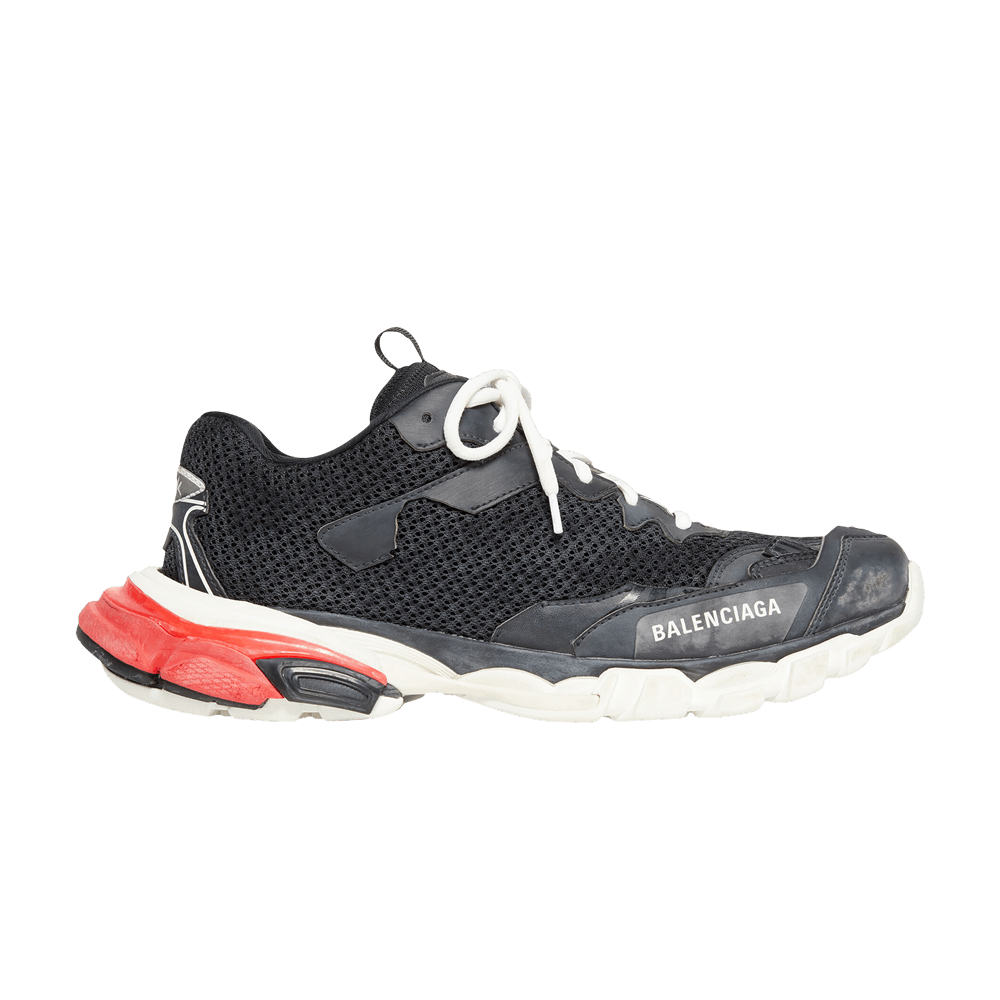 Track.3 Black/White/Red