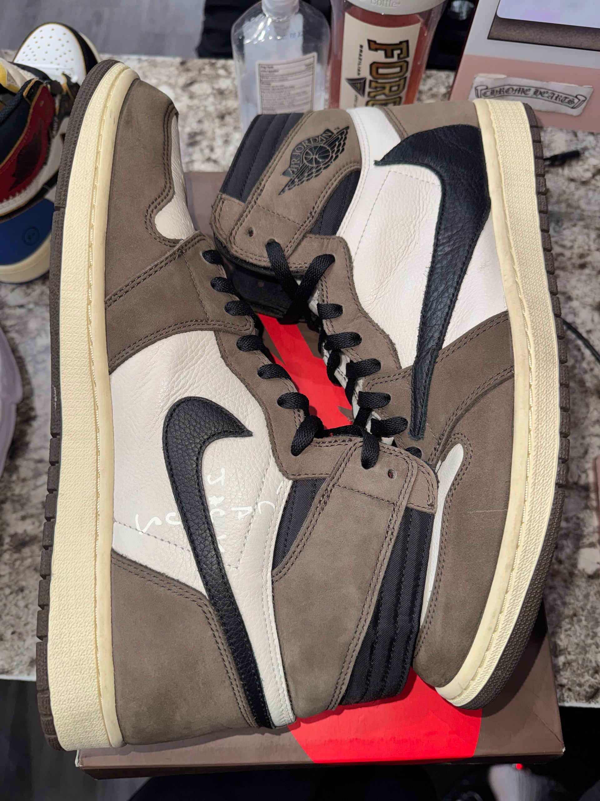 Jordan 1 Retro High OG SP Travis Scott Mocha
