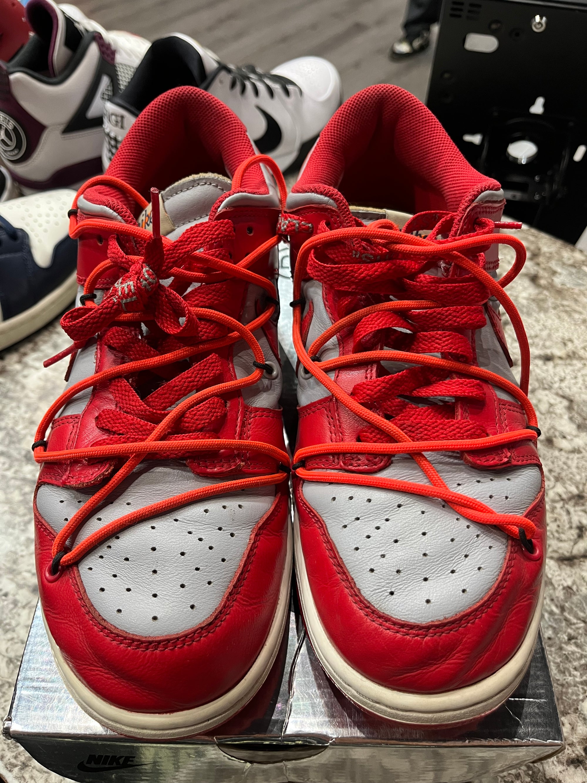 Nike Dunk Low Off-White University Red