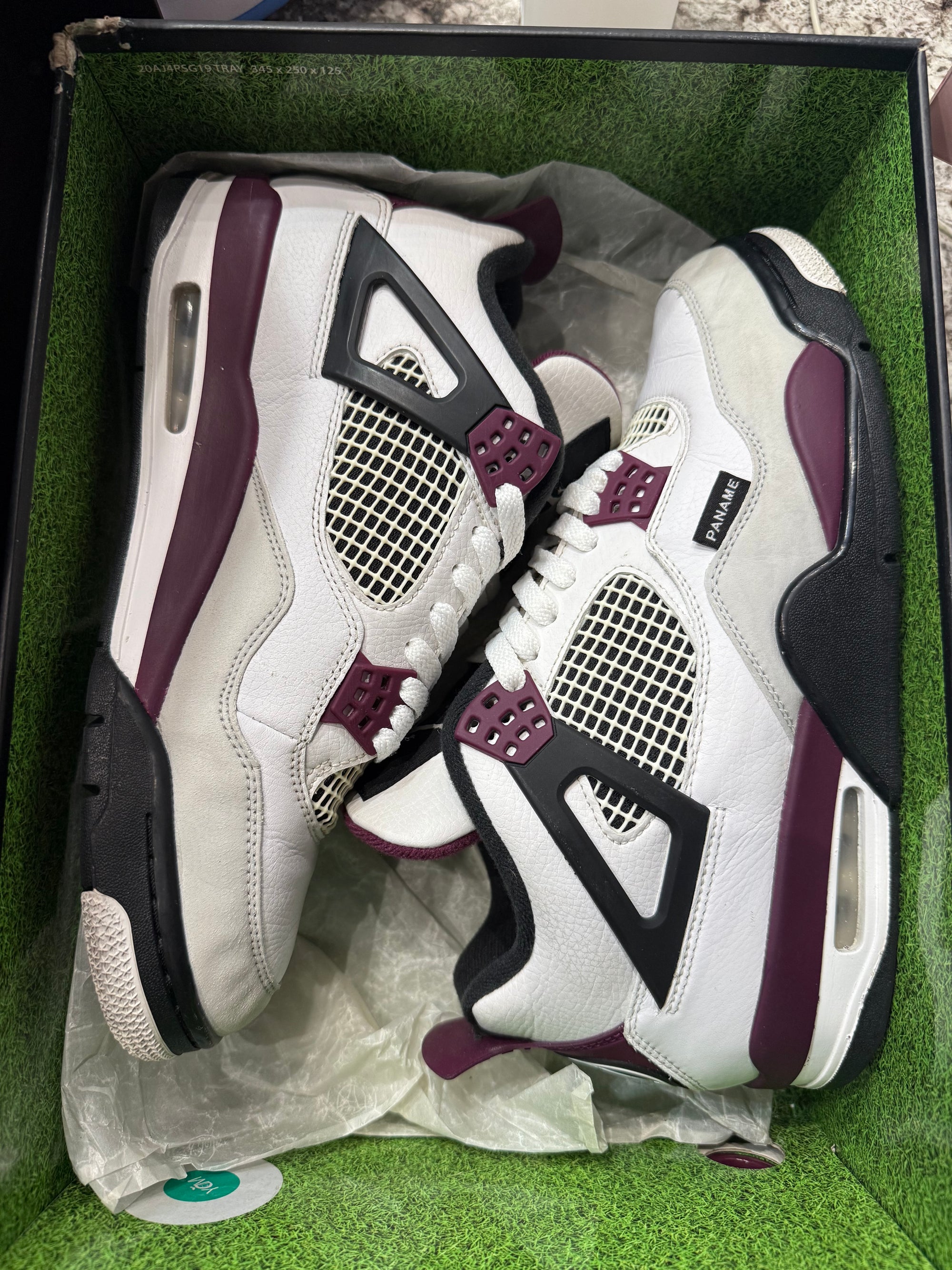 Jordan 4 Retro PSG Paris Saint-Germain