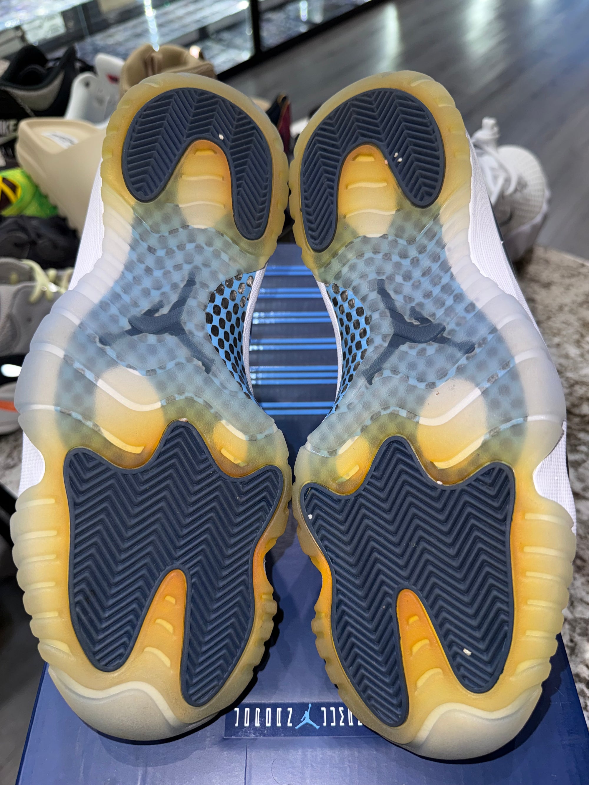 Jordan 11 Retro UNC Win Like 82