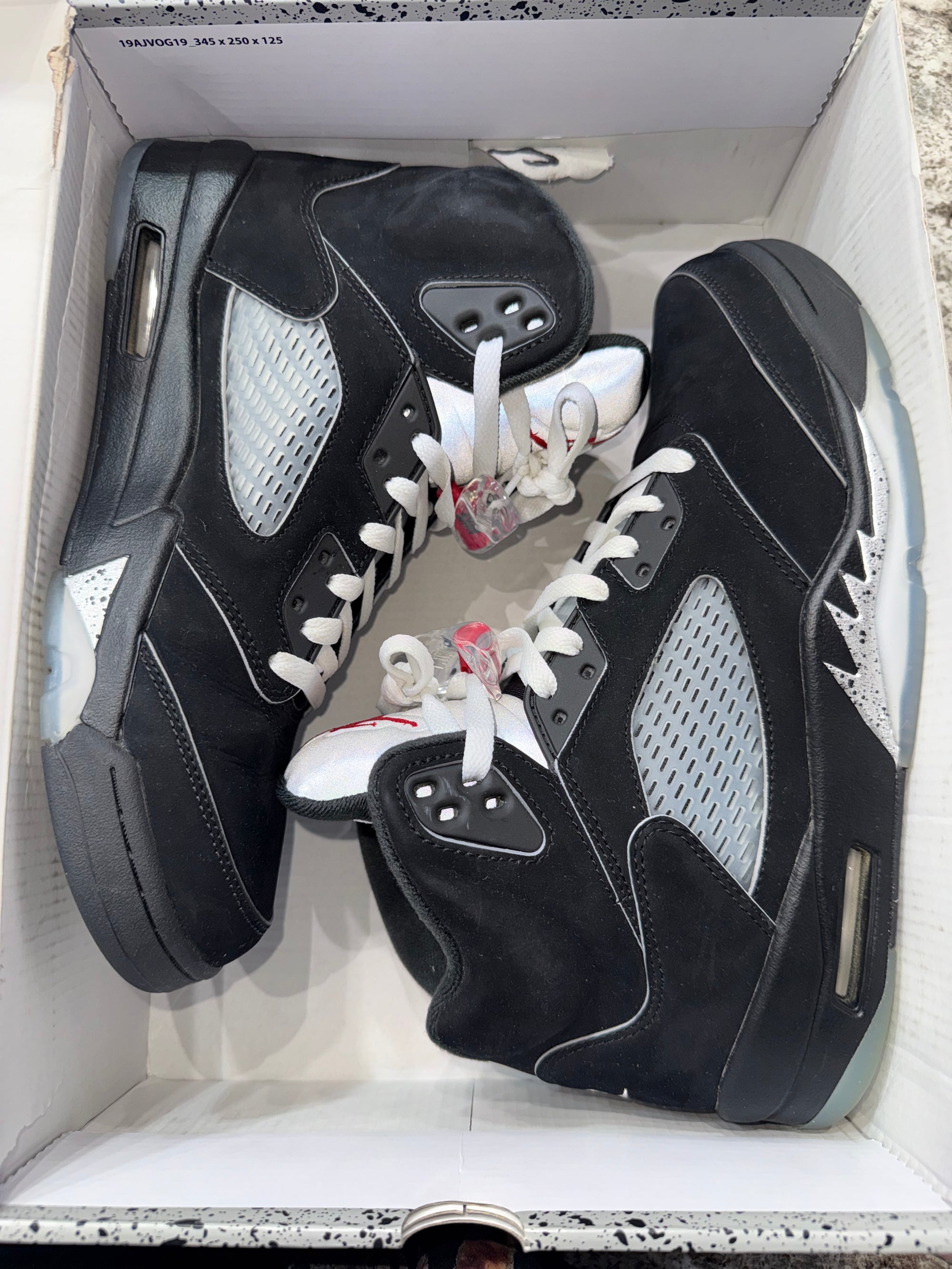 Jordan 5 Retro OG Black Metallic Reimagined