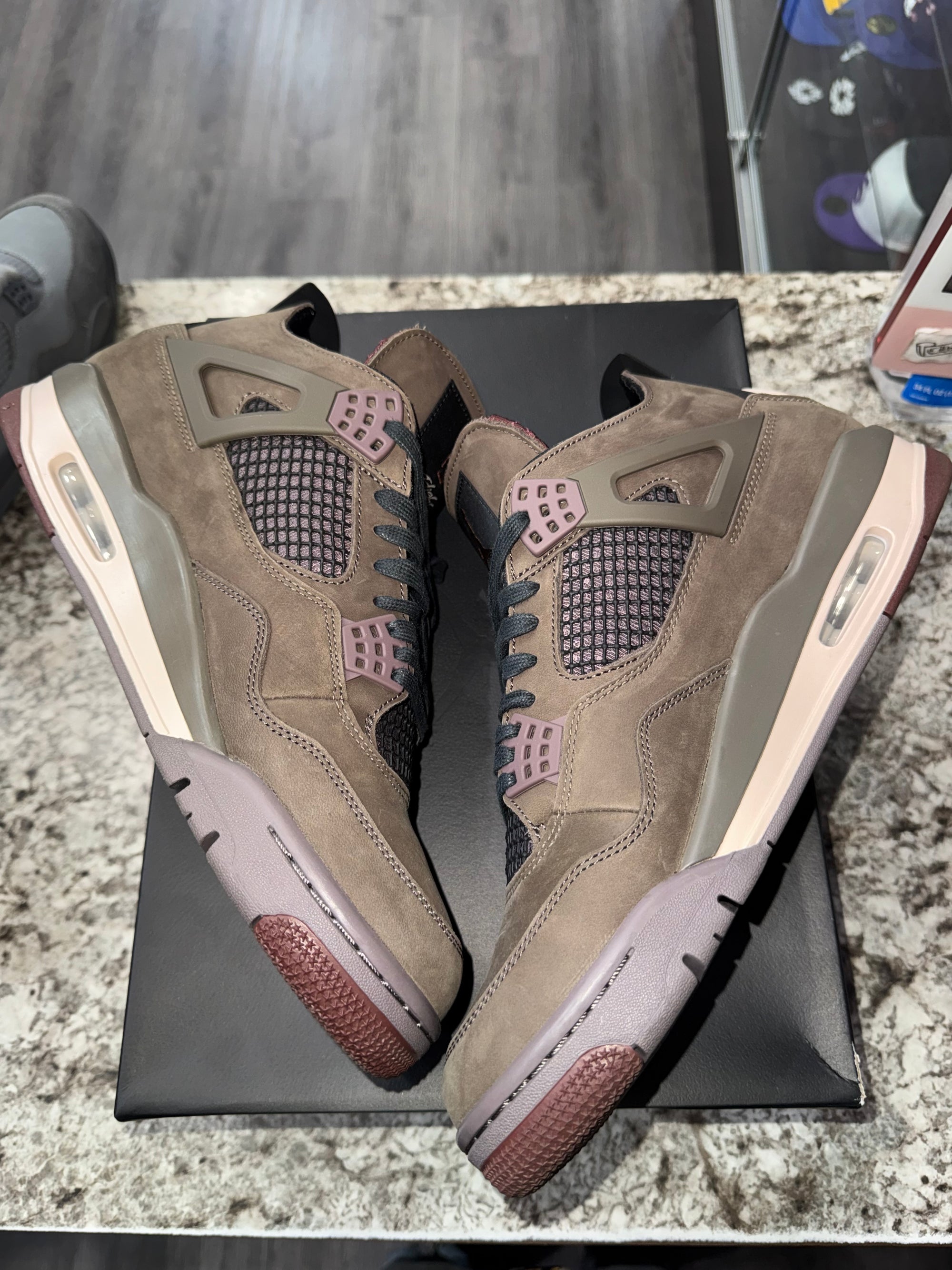 Jordan 4 Retro SP A Ma Maniére Dark Mocha