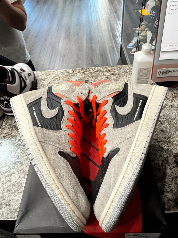 Jordan 1 Retro High Neutral Grey Hyper Crimson (Damaged Box)