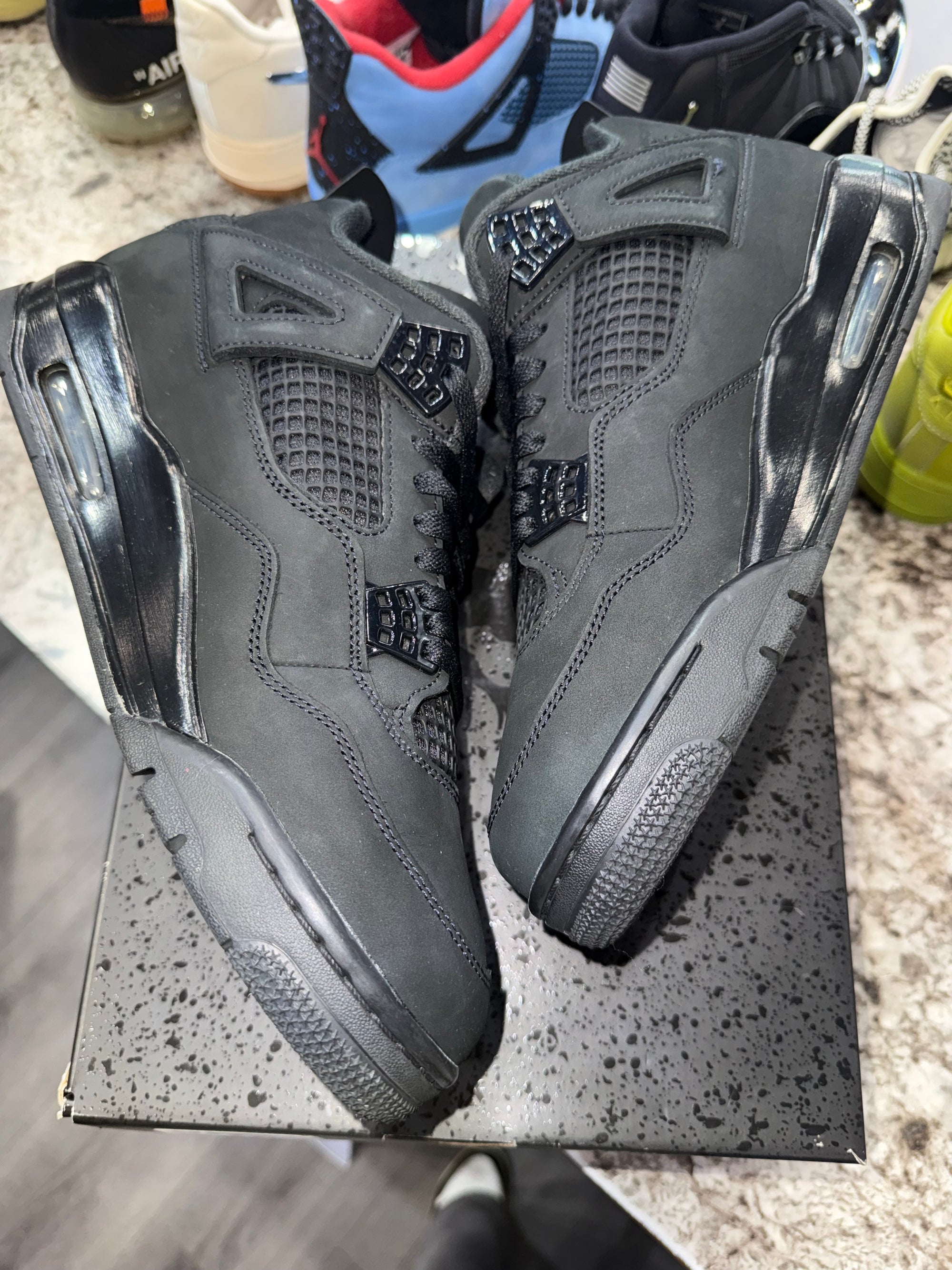 Jordan 4 Retro Black Cat (2025)