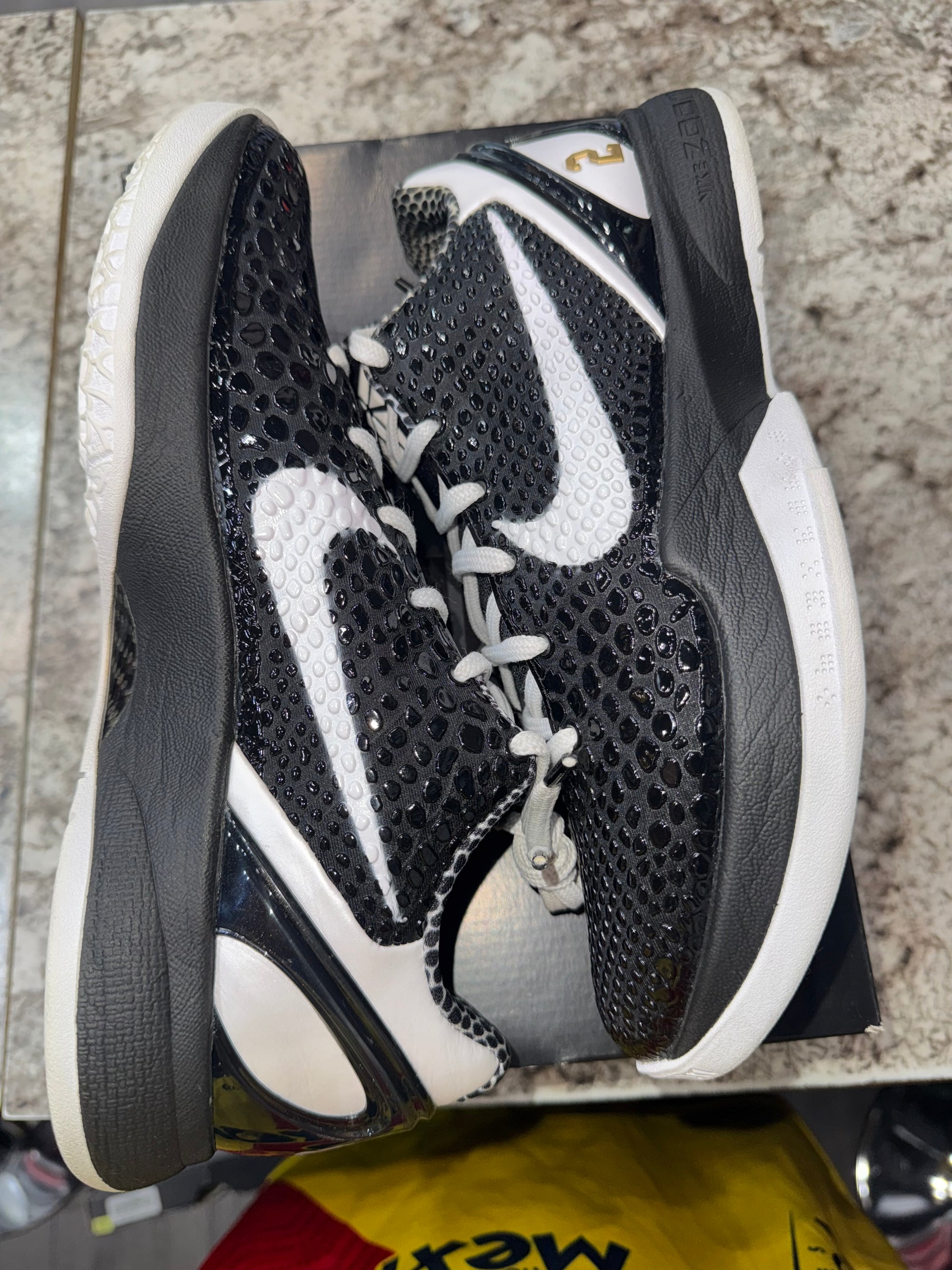 Nike Kobe 6 Protro Mambacita Sweet 16