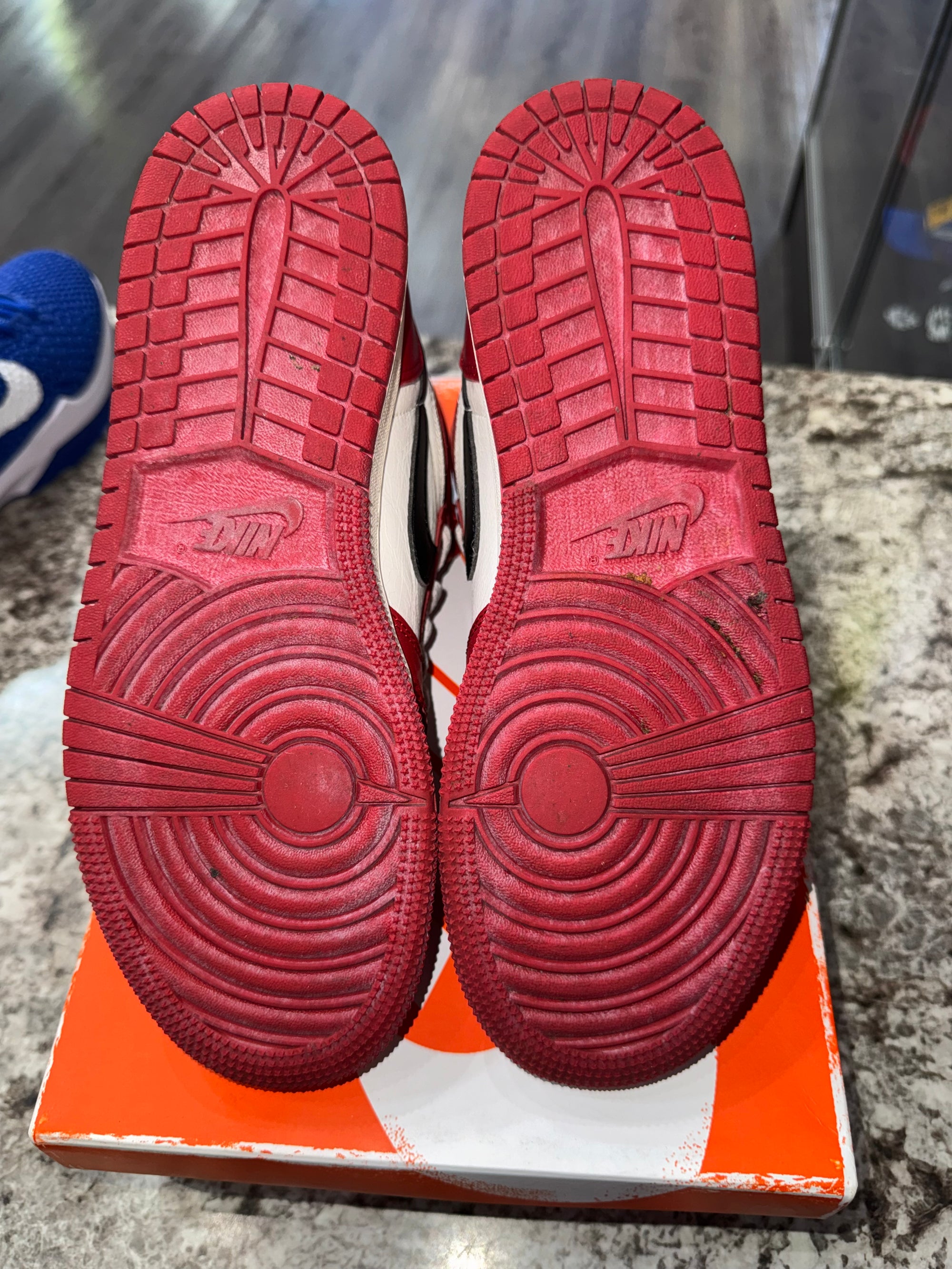 Jordan 1 Retro High OG Chicago Lost and Found (GS)