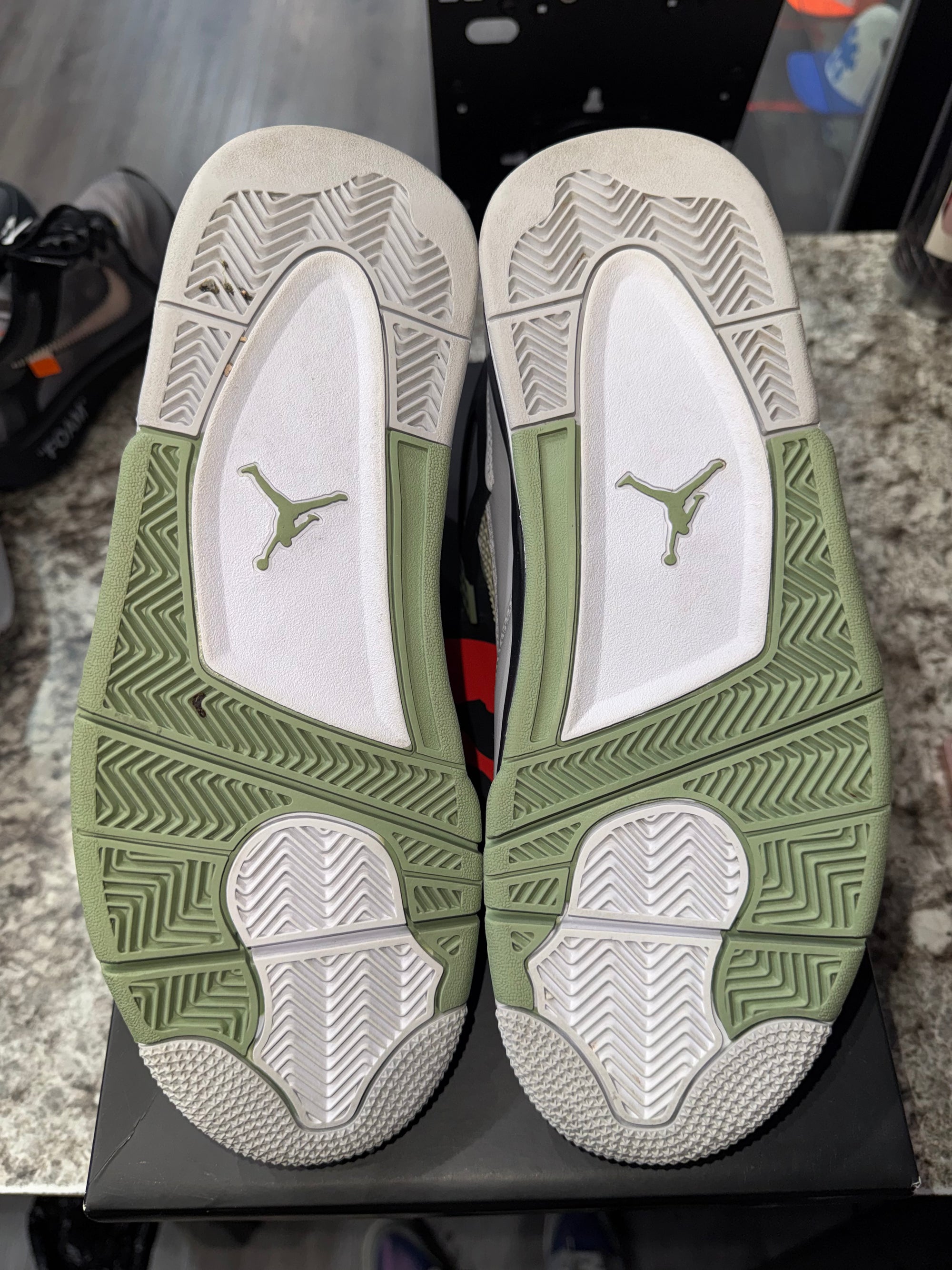 Jordan 4 Retro Seafoam (Women's)