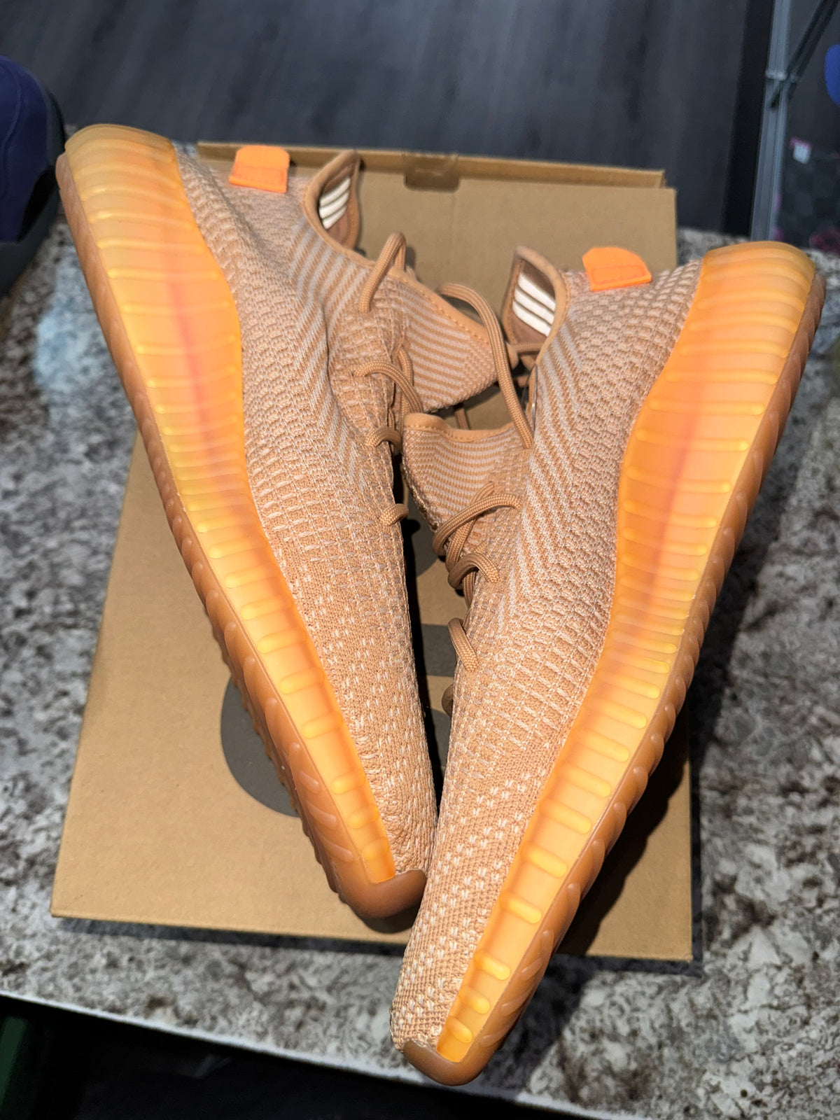 adidas Yeezy Boost 350 V2 Clay