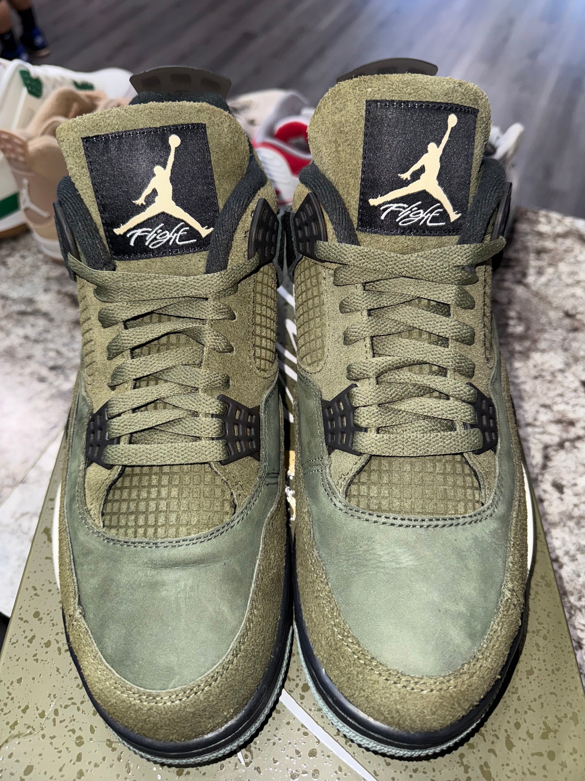 Jordan 4 Retro SE Craft Medium Olive