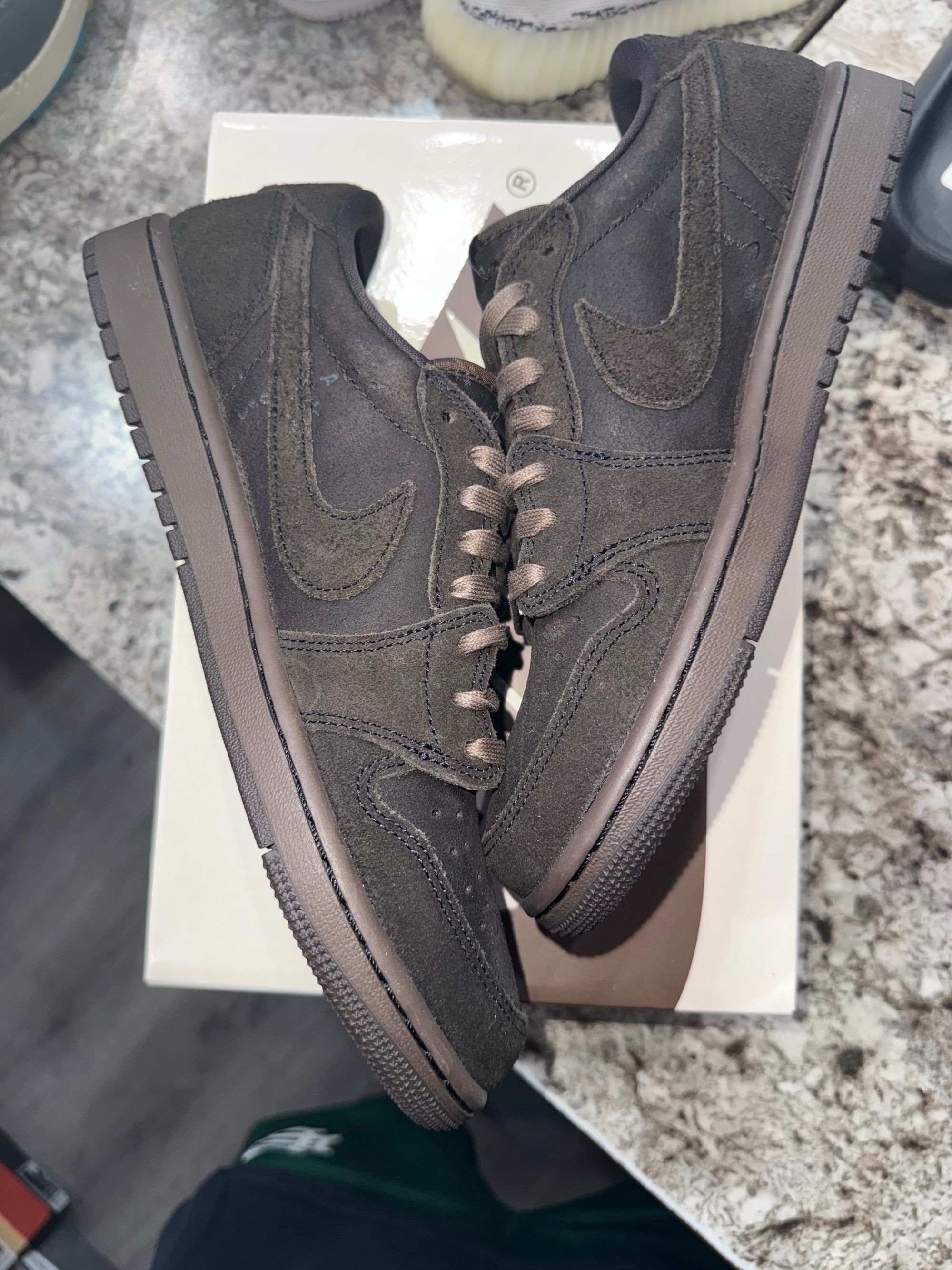 Jordan 1 Retro Low OG SP Travis Scott Velvet Brown