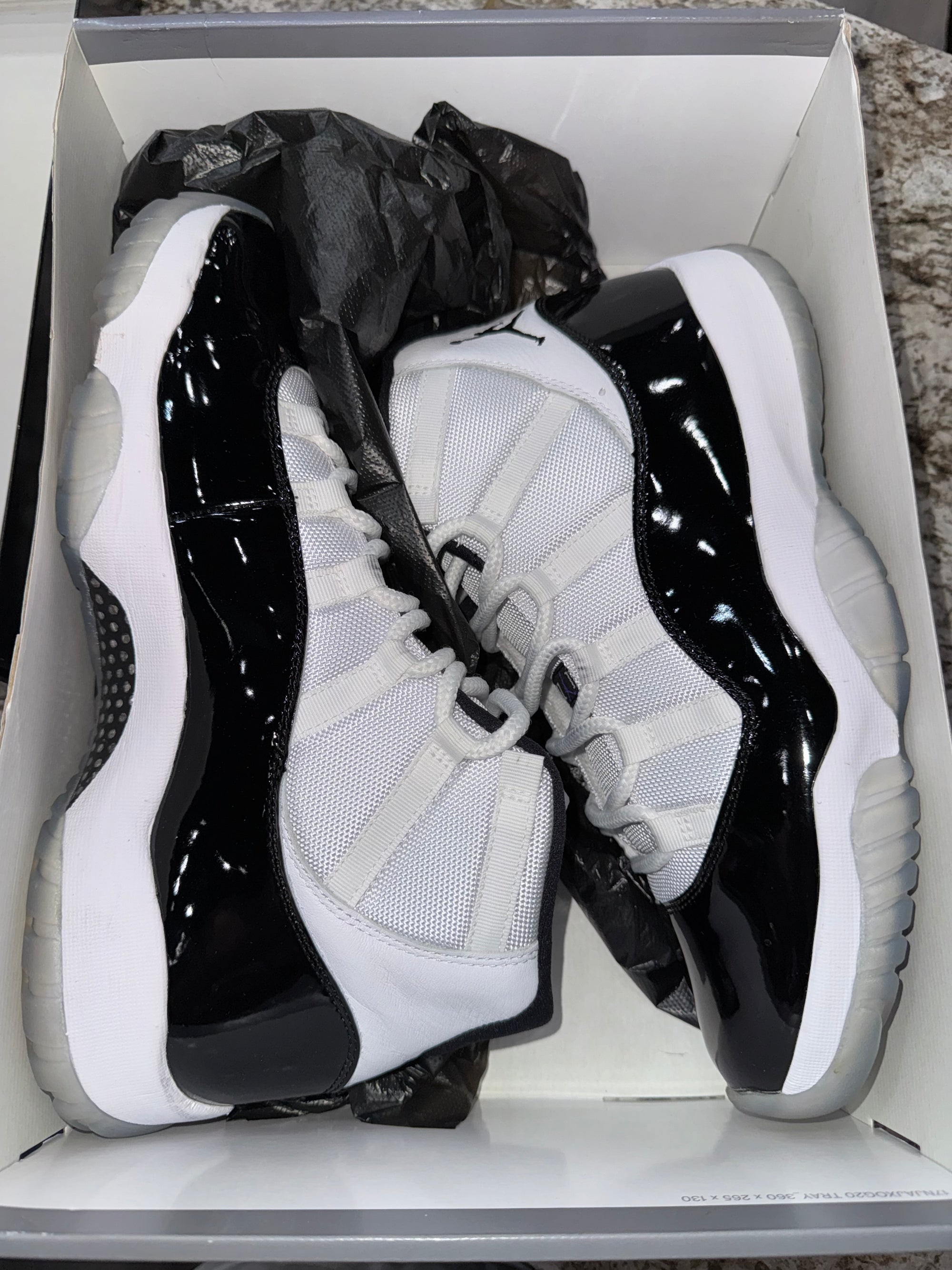 Jordan 11 Retro Concord (2018)